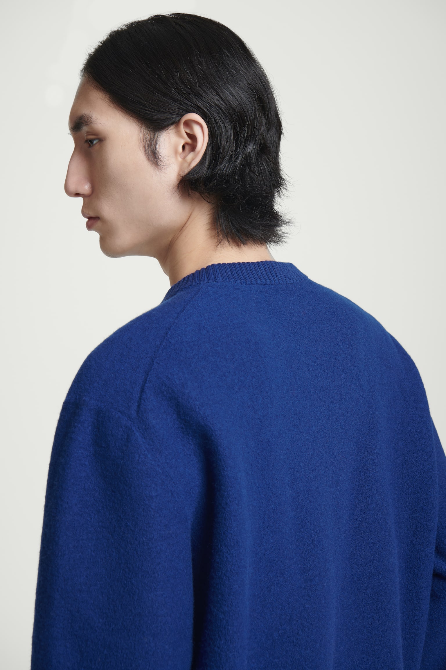 BOILED-WOOL CREW-NECK JUMPER - COBALT BLUE/NAVY / STRIPED/BLACK - 4