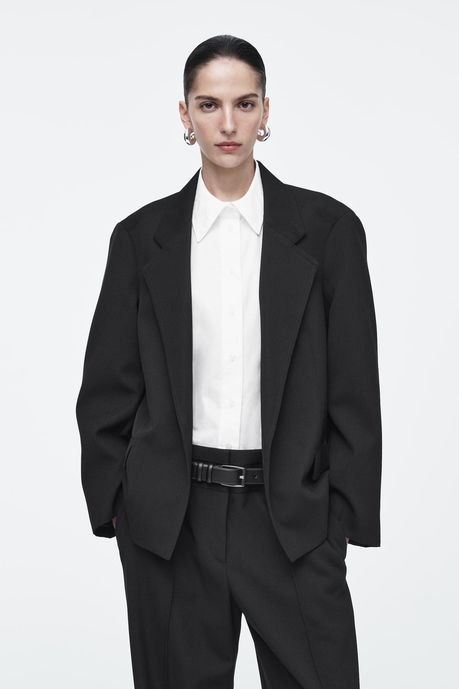 OVERSIZED EXAGGERATED-SHOULDER BLAZER - BLACK - 1