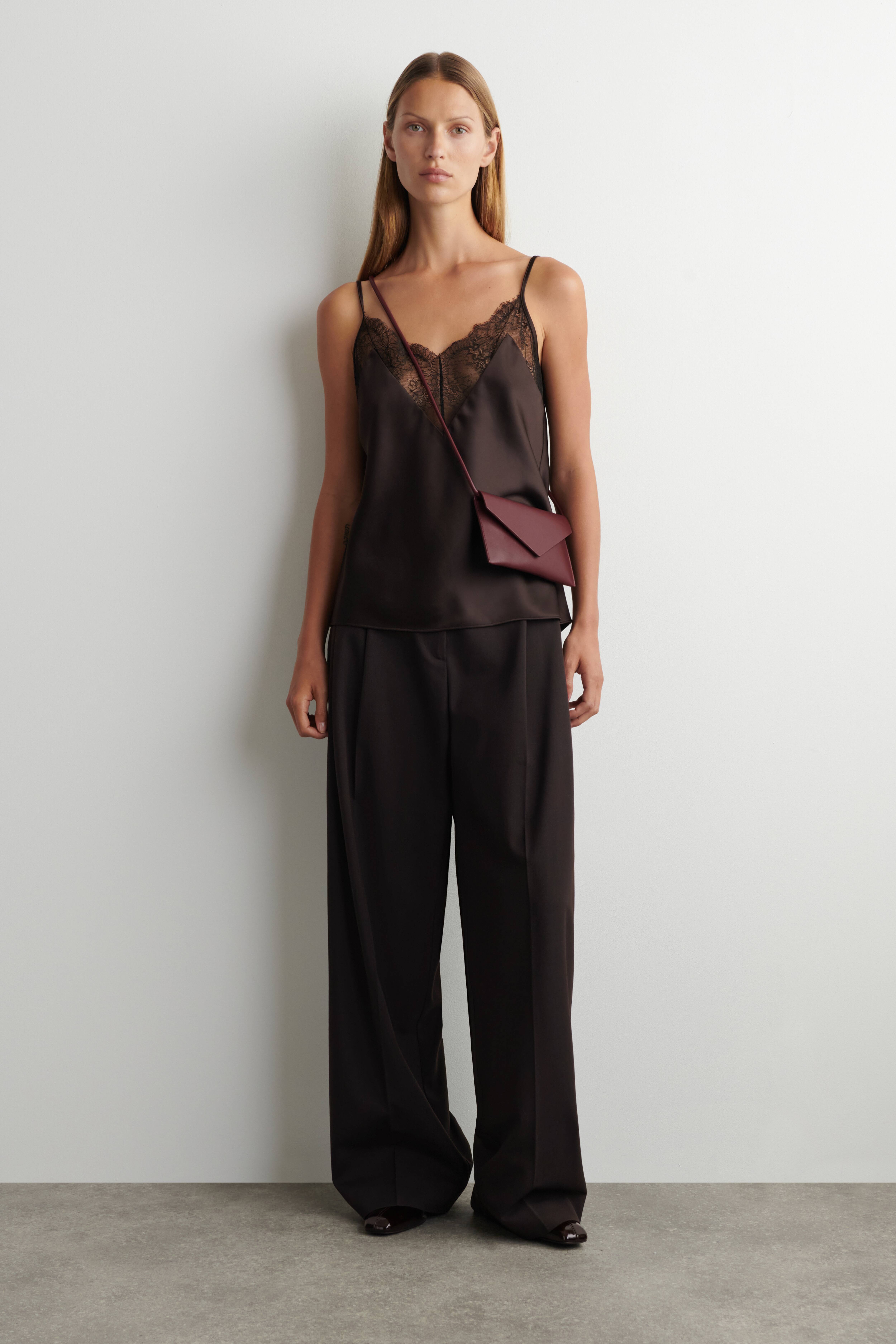 BORSA A BUSTINA IN PELLE - BORDEAUX/BLU NAVY / PELLE SCAMOSCIATA