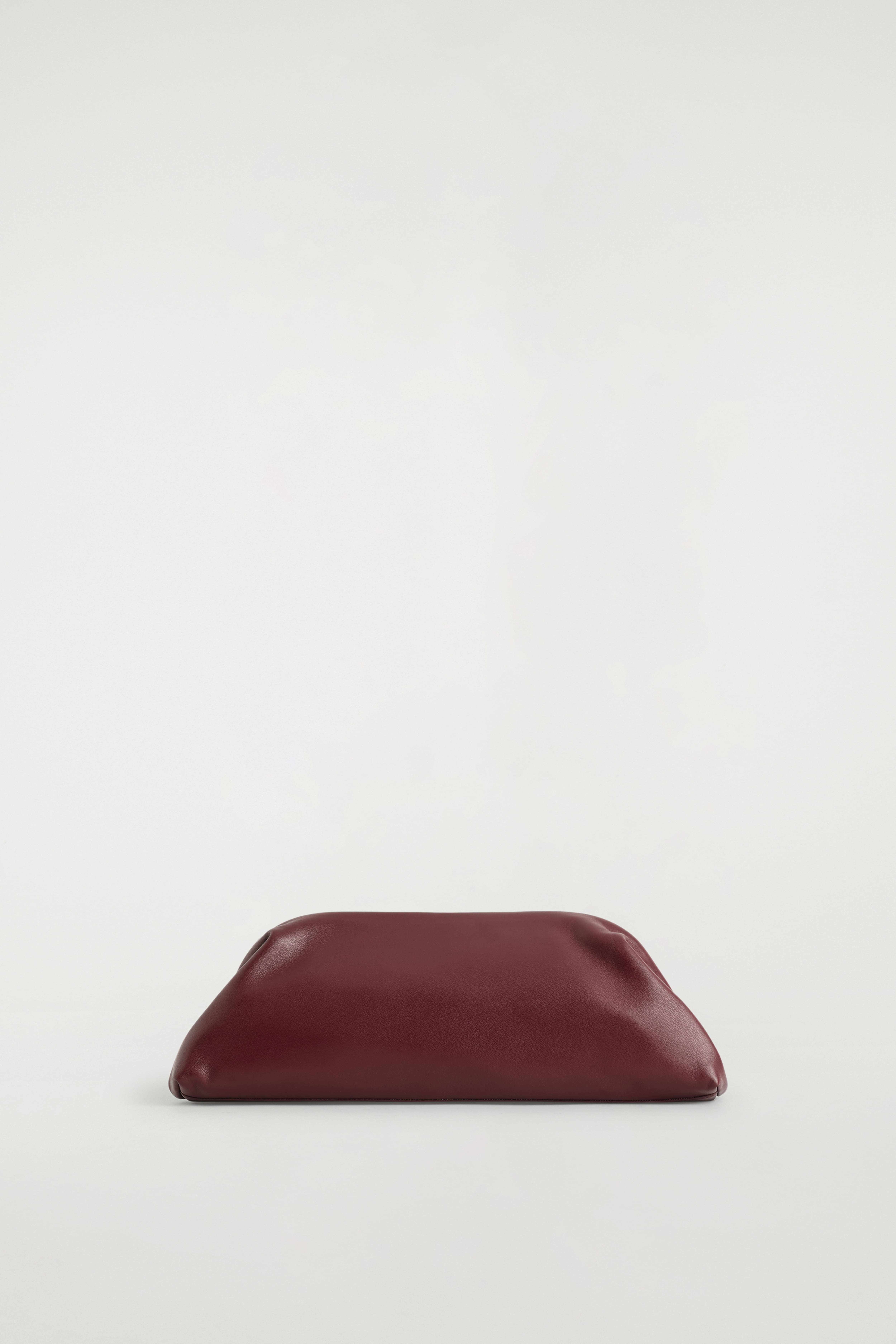 INGOT CLUTCH - LEDER - WEINROT/BORDEAUX