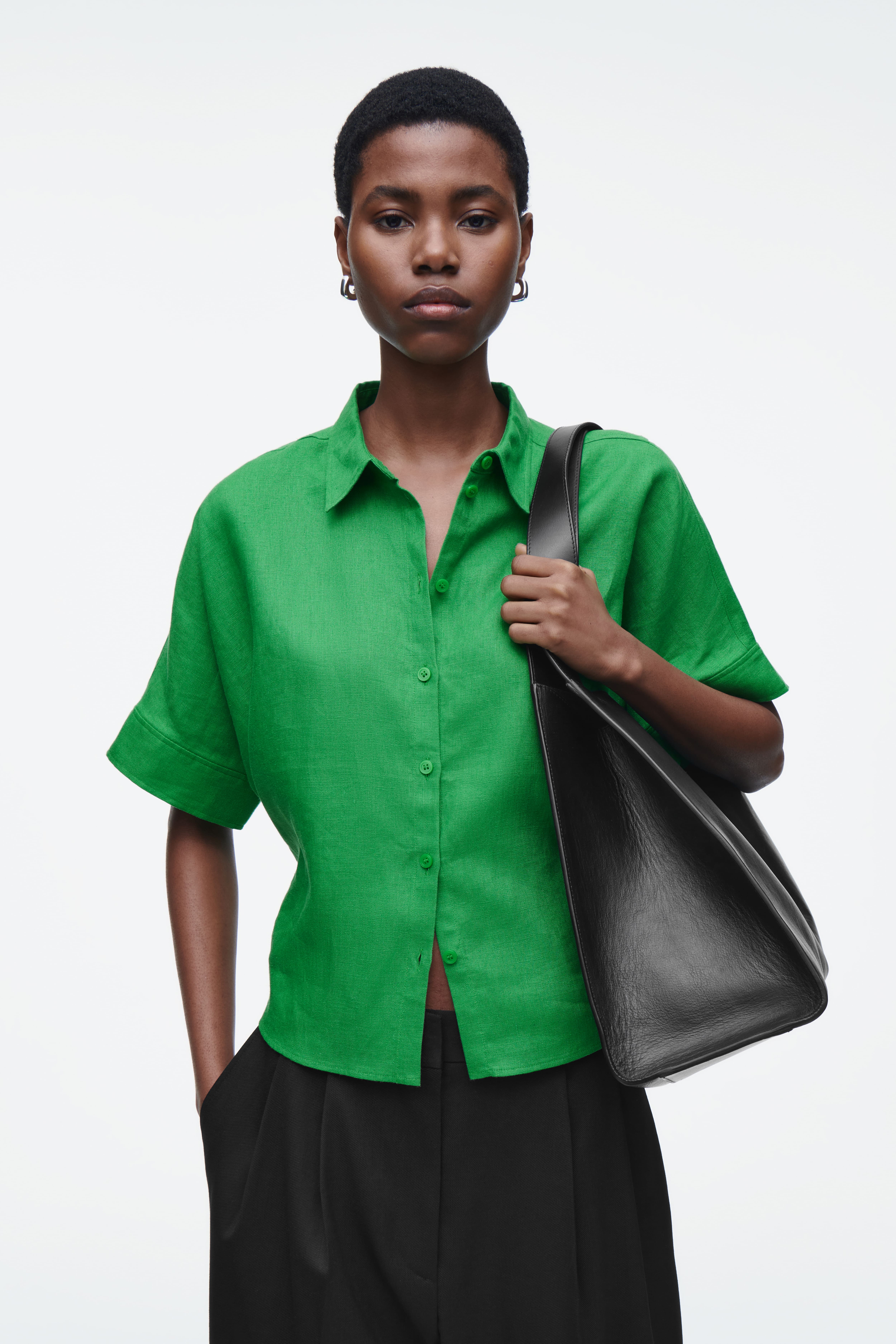 camisa verde mujer manga corta