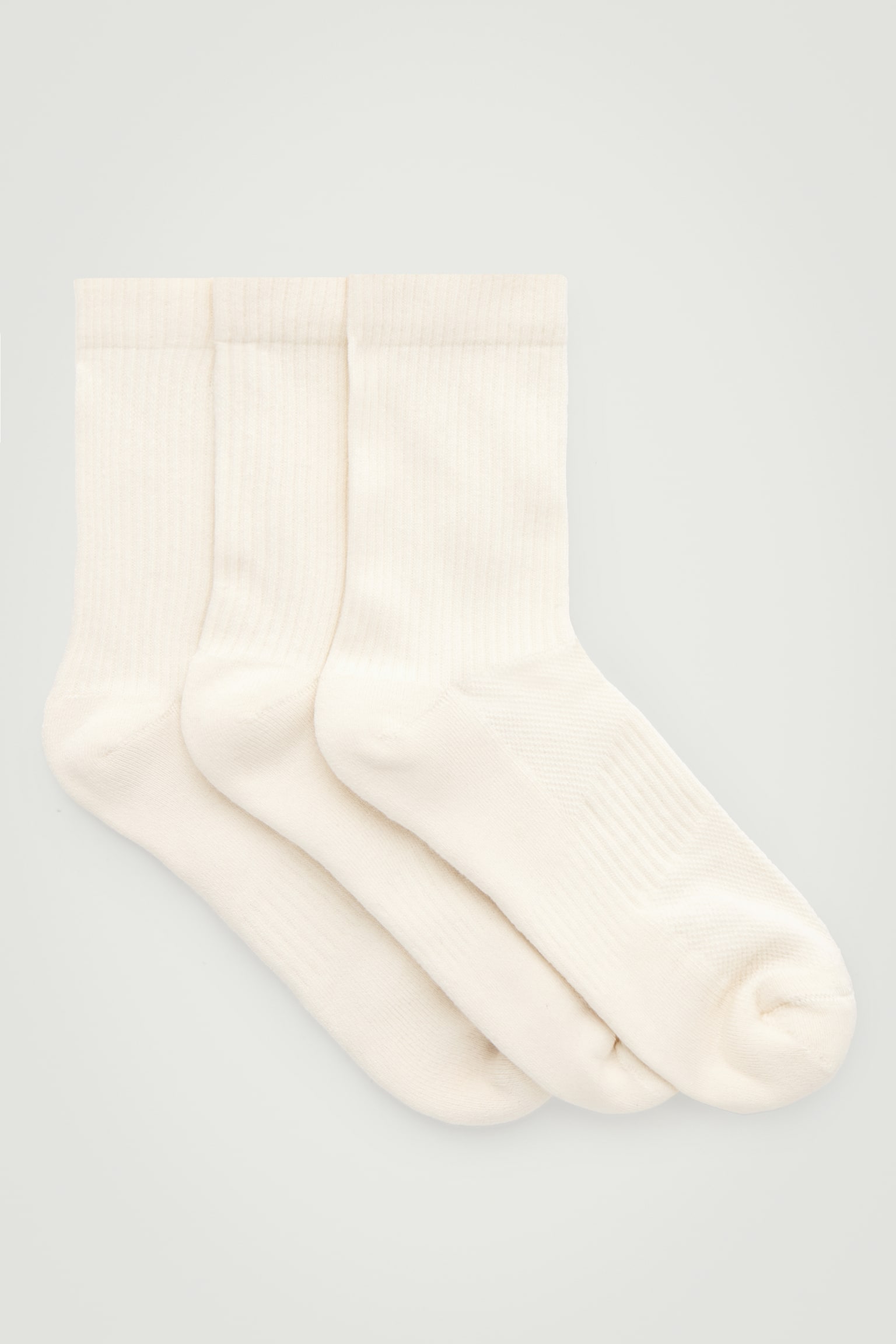 3-PACK RIBBED SPORT SOCKS - OFF-WHITE/BLACK / STRIPED/WHITE / STRIPED - 1