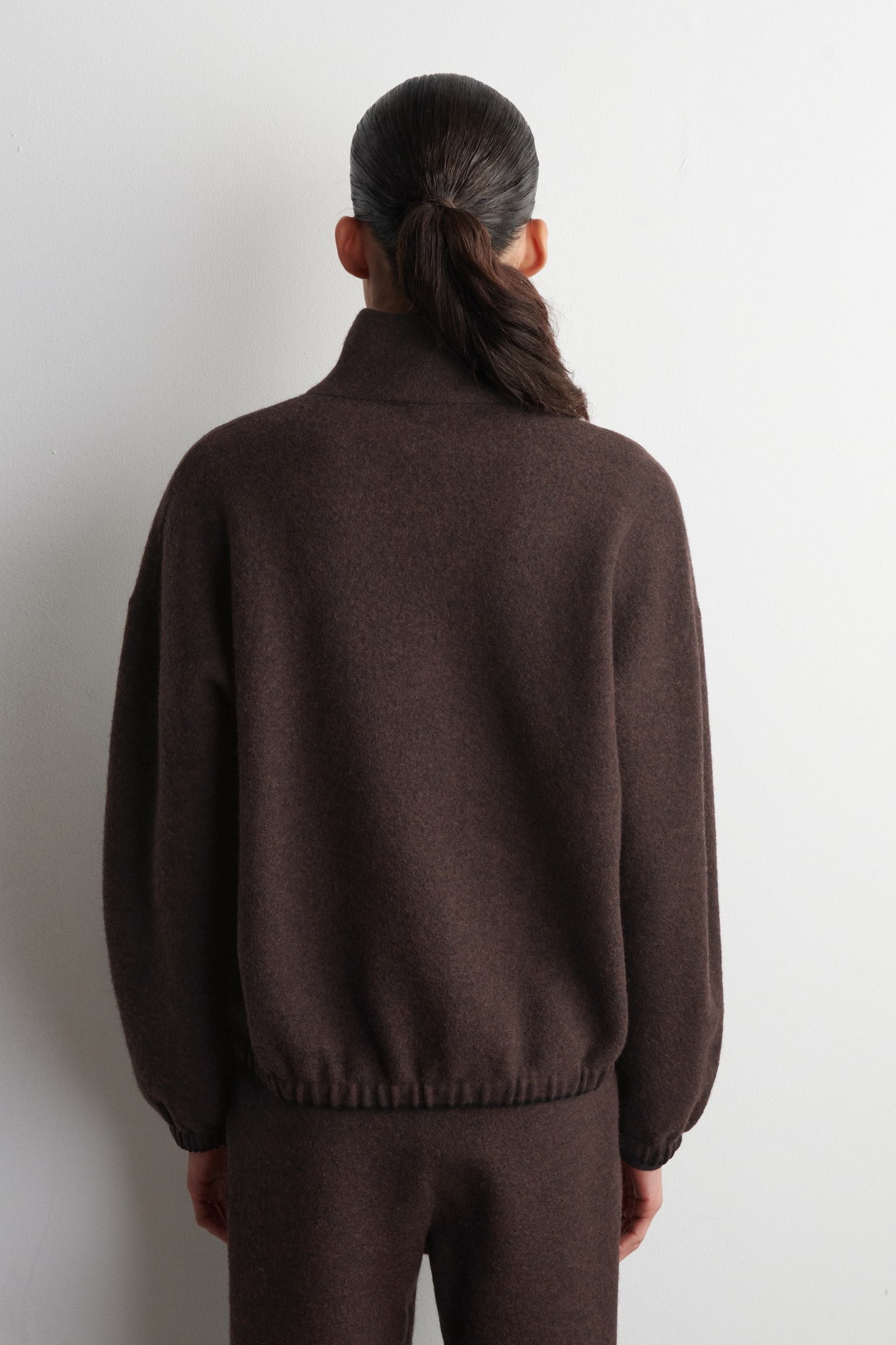 TRÖJA MED KORT DRAGKEDJA I KOKT MERINOULL - BRUNMELERAD/MELERAD BEIGE - 6