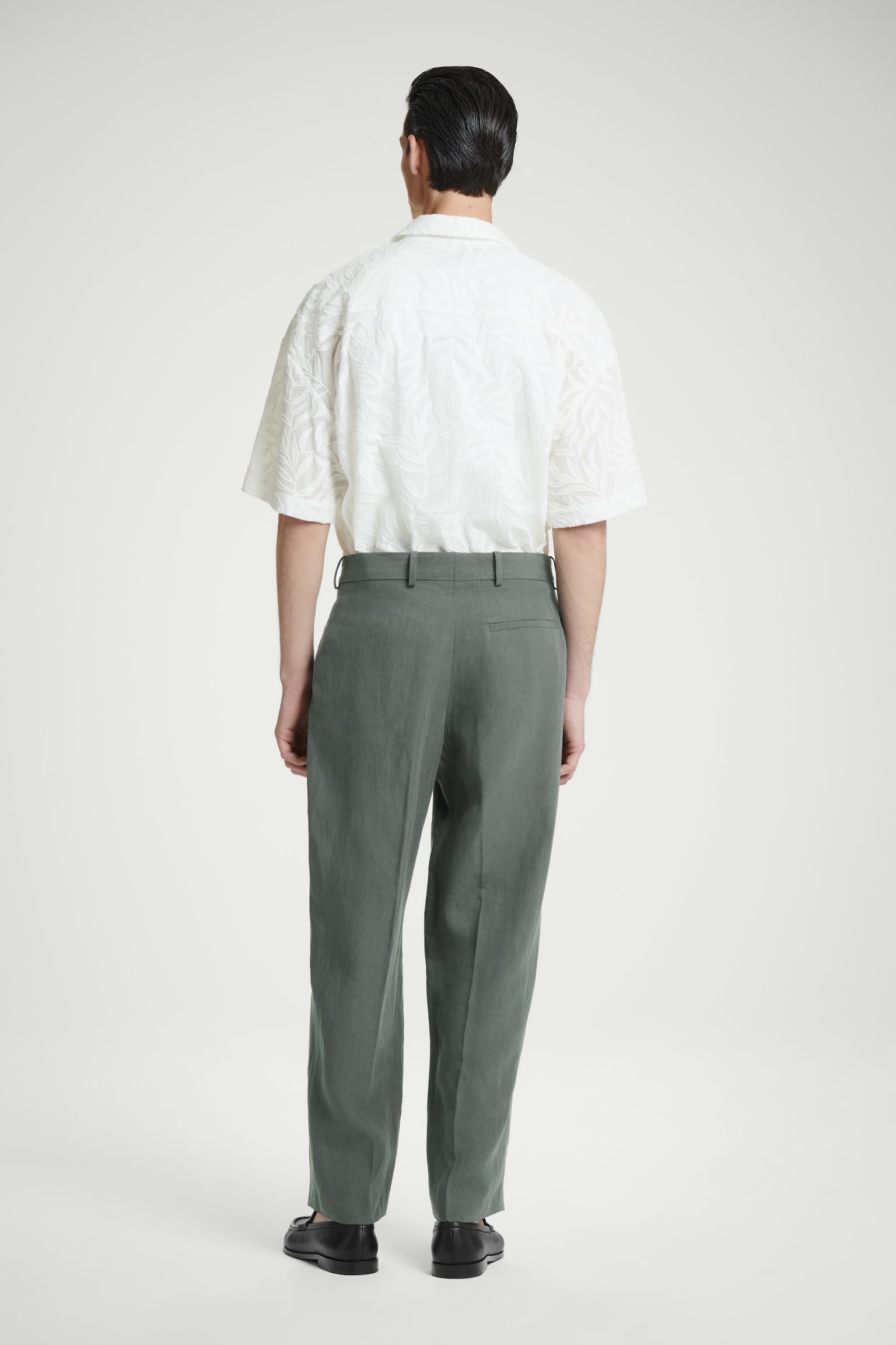 RELAXED PLEATED LINEN STRAIGHT-LEG TROUSERS - GREEN/BLACK/LIGHT BEIGE - 4