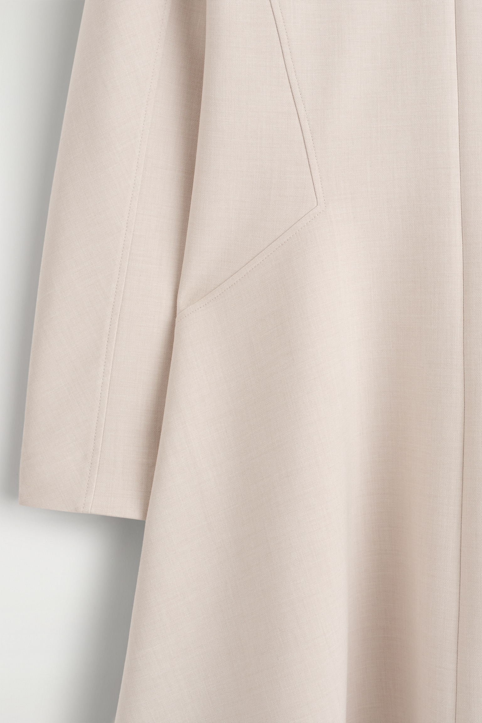 Skreddersydd minikjole med V-hals - BEIGE - 3