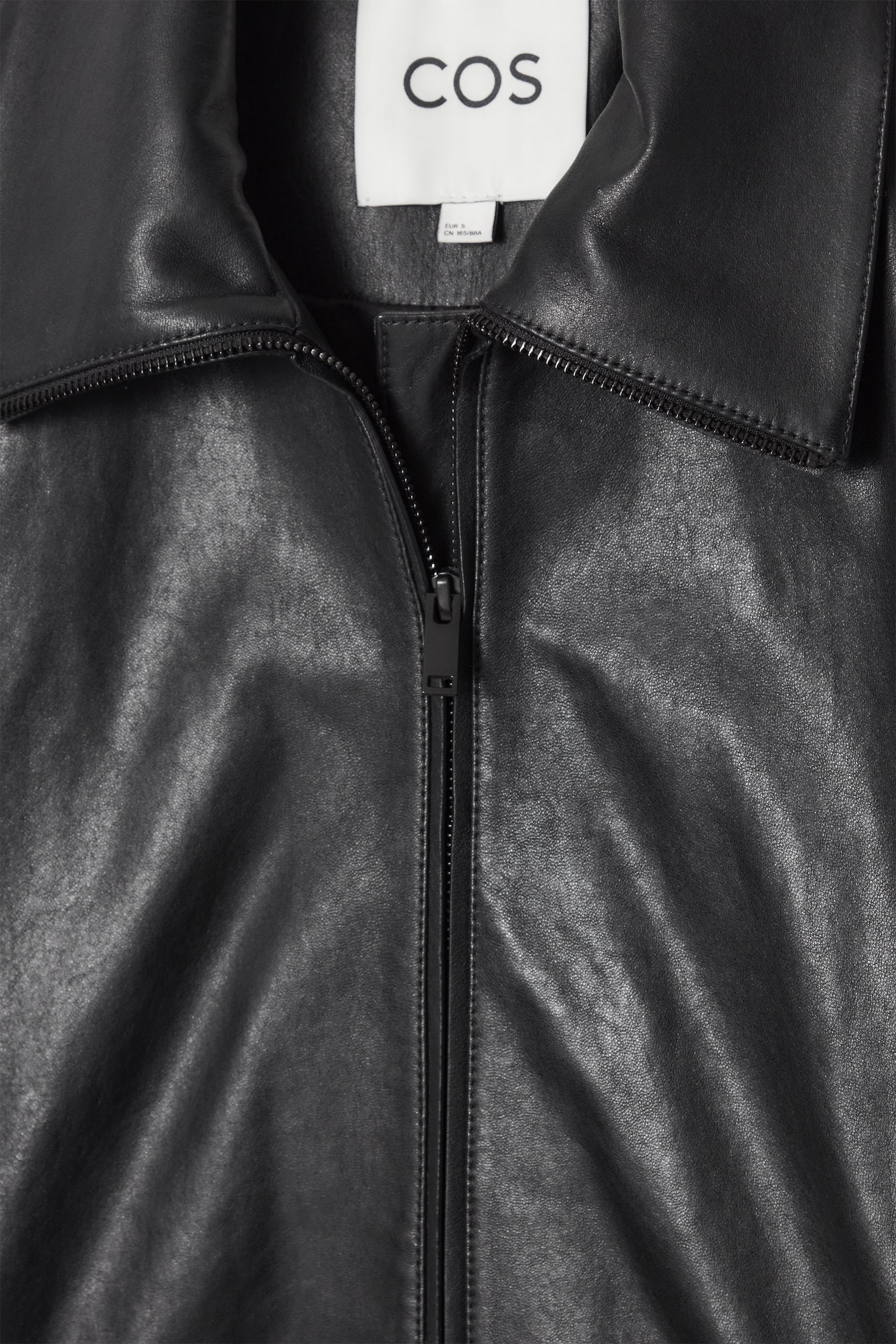 WAISTED LEATHER TRUCKER JACKET - BLACK - 4