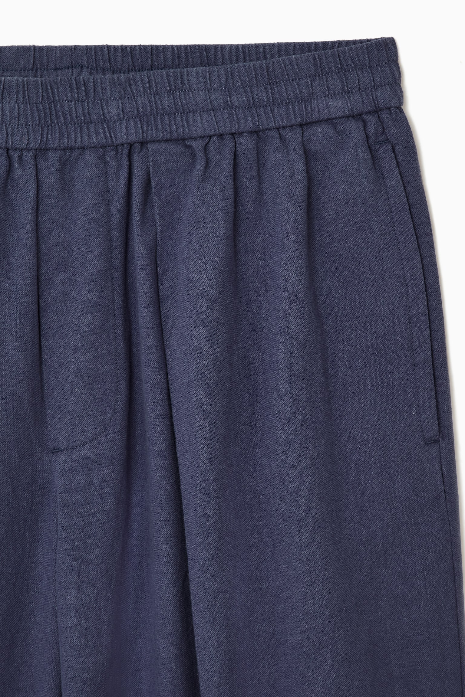 PLEATED WIDE-LEG CHAMBRAY TROUSERS - NAVY/BLACK - 4