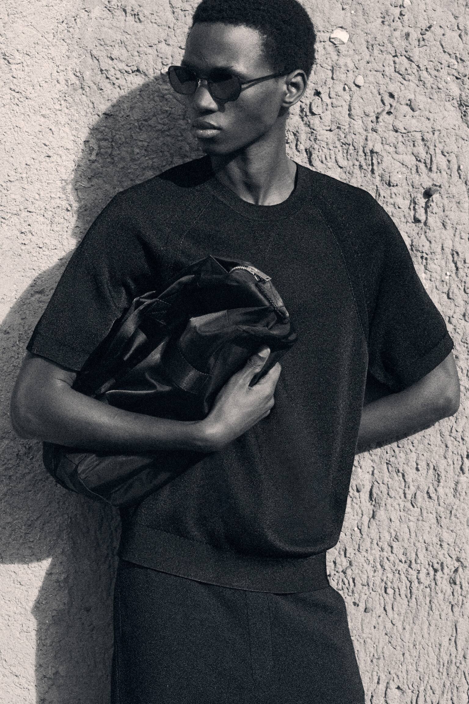 STRICK-T-SHIRT AUS DOUBLEFACE-MATERIAL - SCHWARZ - 5