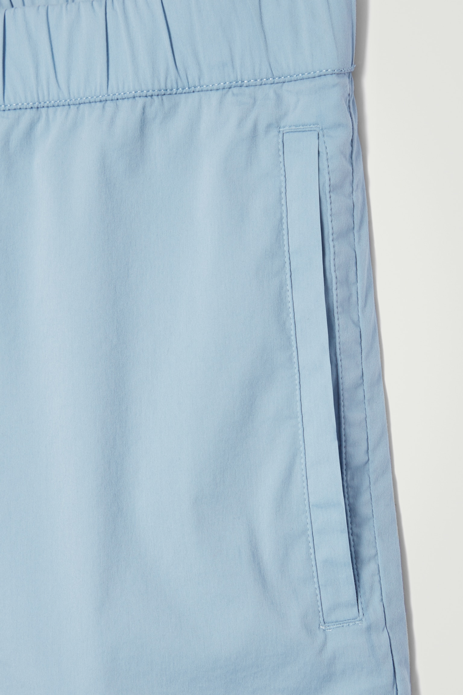 ELASTICATED COTTON-BLEND SHORTS - SKY BLUE/NAVY - 7