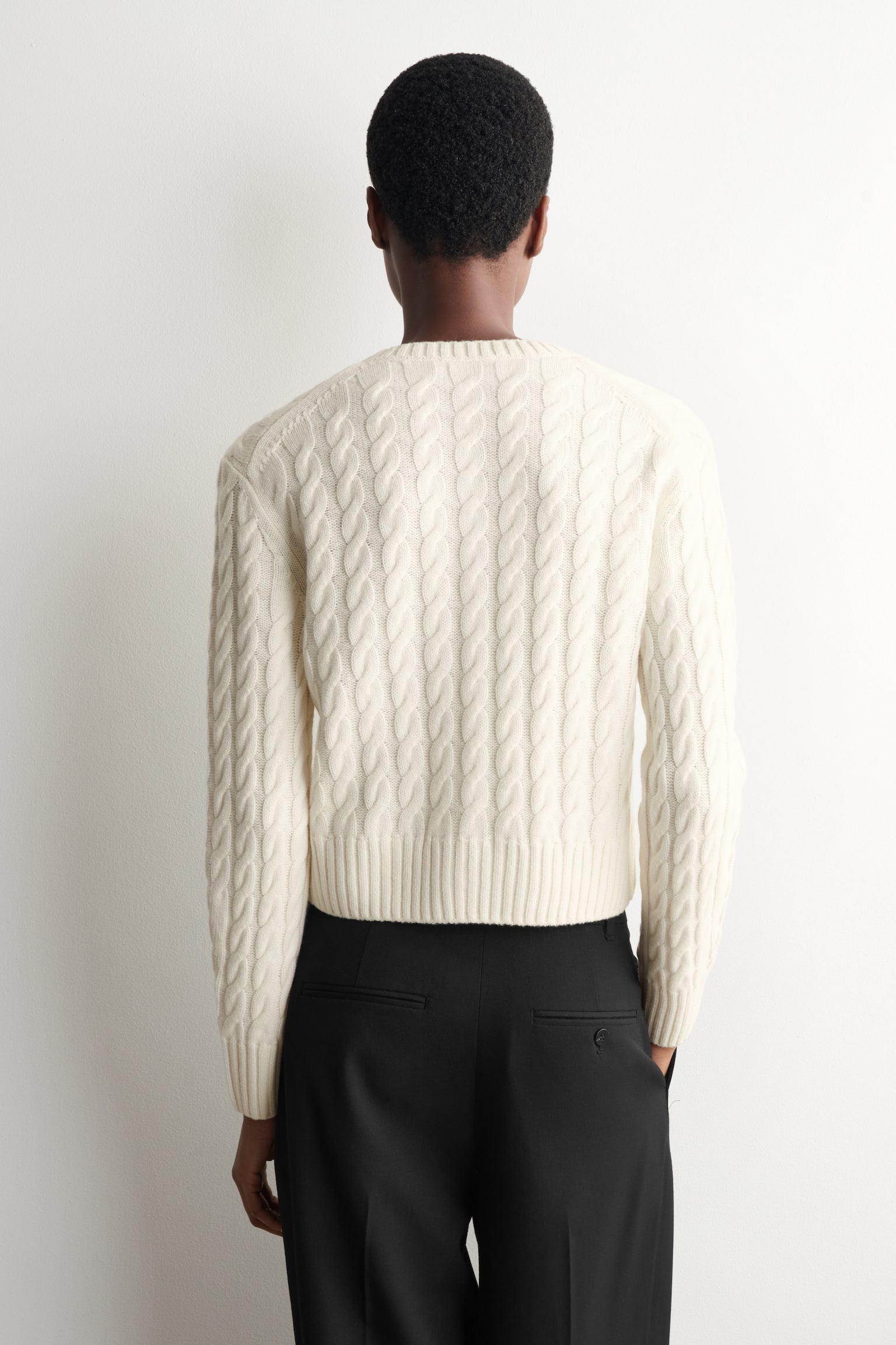 STRICKJACKE AUS MERINOWOLLE MIT ZOPFSTRICKMUSTER - ELFENBEIN/GRAU - 5