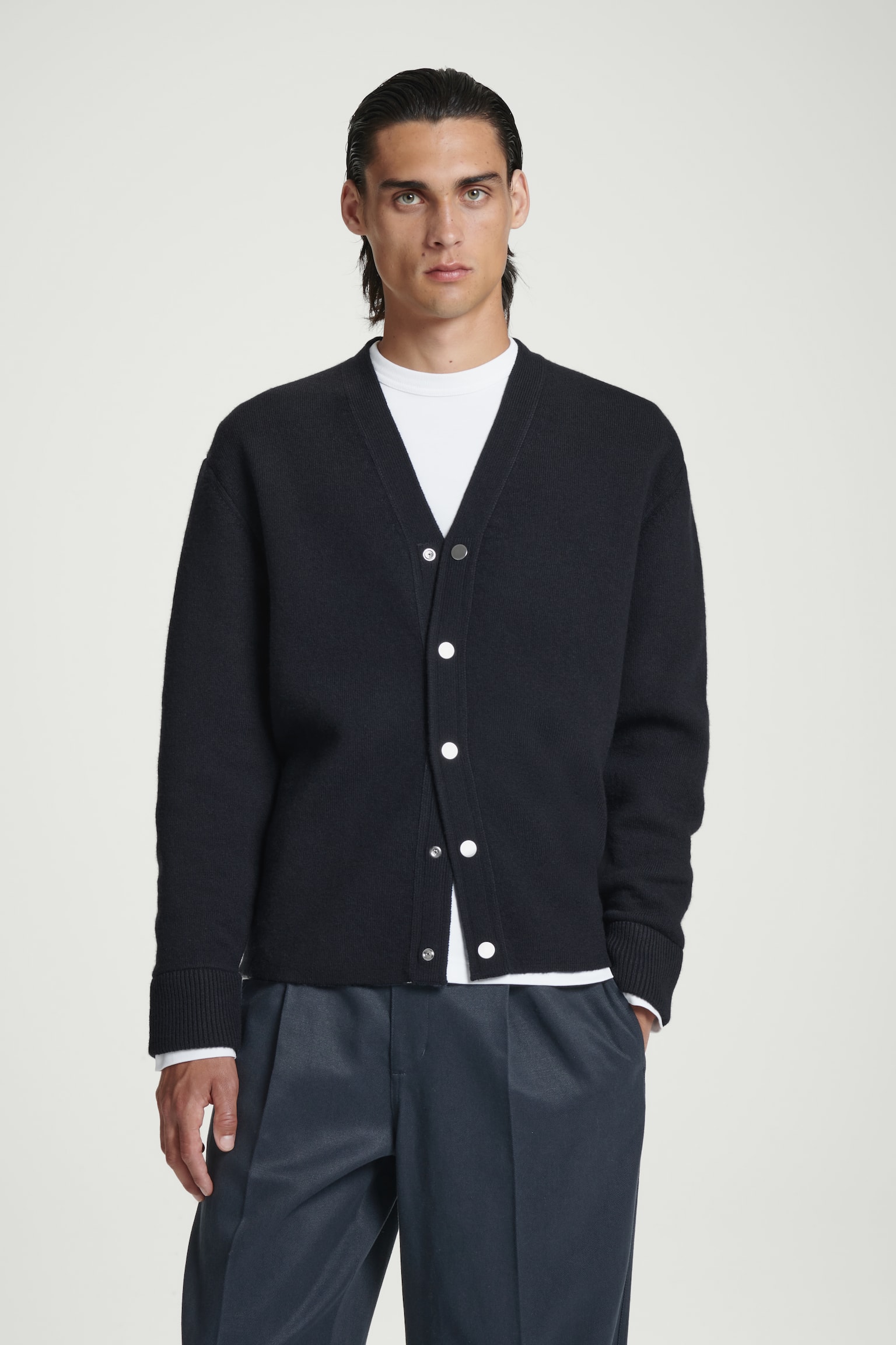 DOUBLE-FACED WOOL V-NECK CARDIGAN - NAVY/MOLE - 1