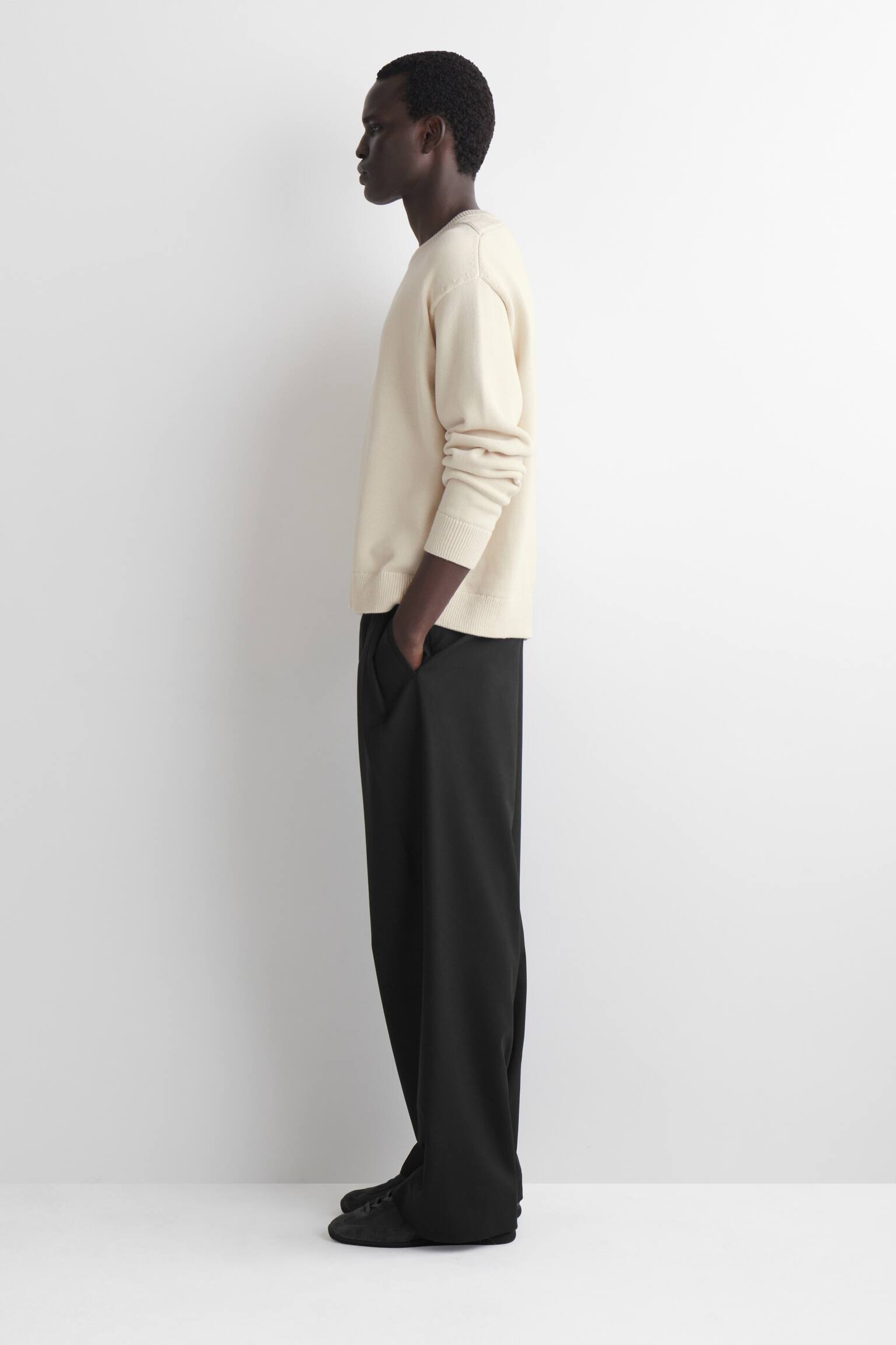 Neulottu puuvillaneule pyöreällä pääntiellä - kerma/vaaleanpunainen - 8