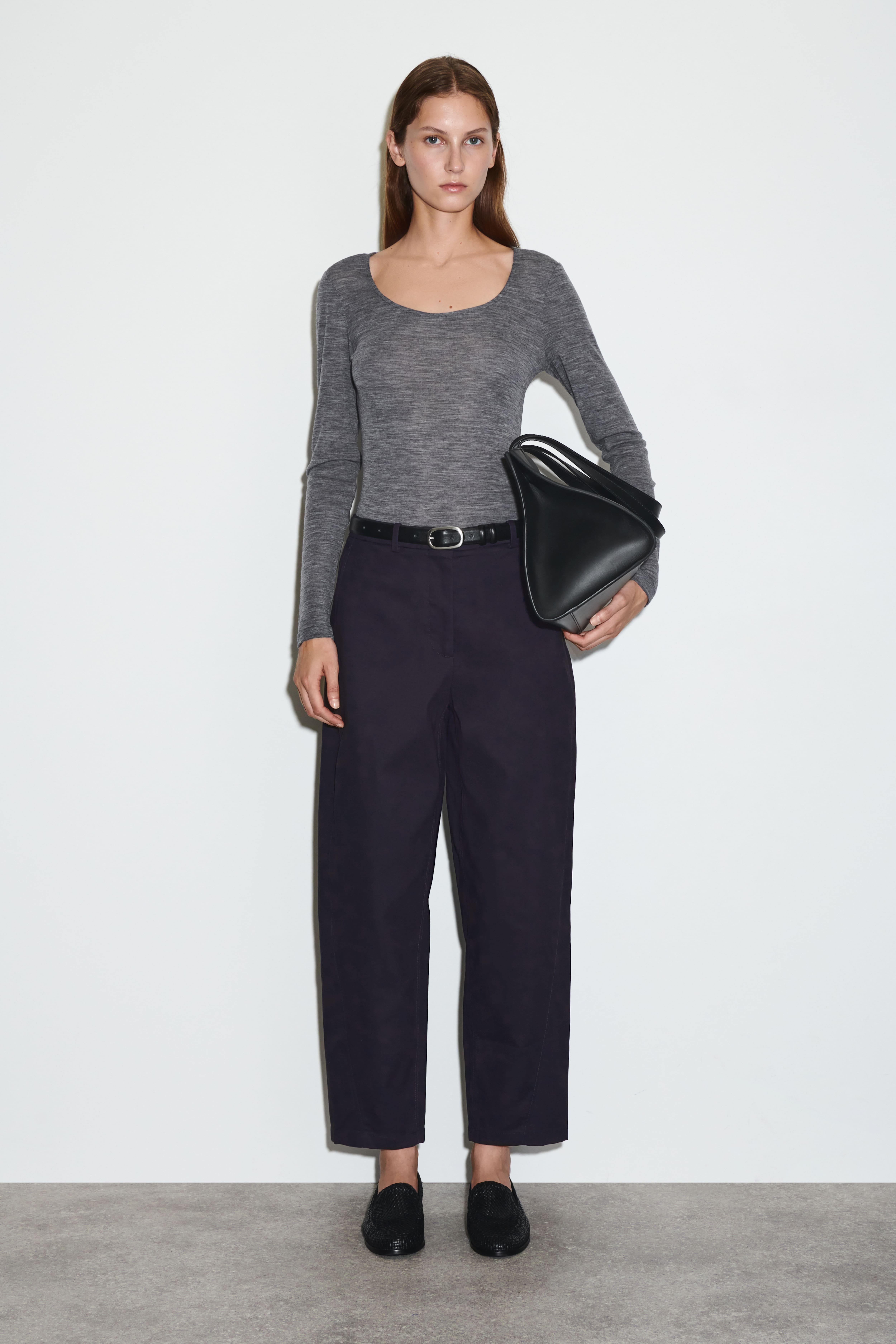 BROEK MET COTTON CHINO EN TROMPETPIJP - MARINEBLAUW