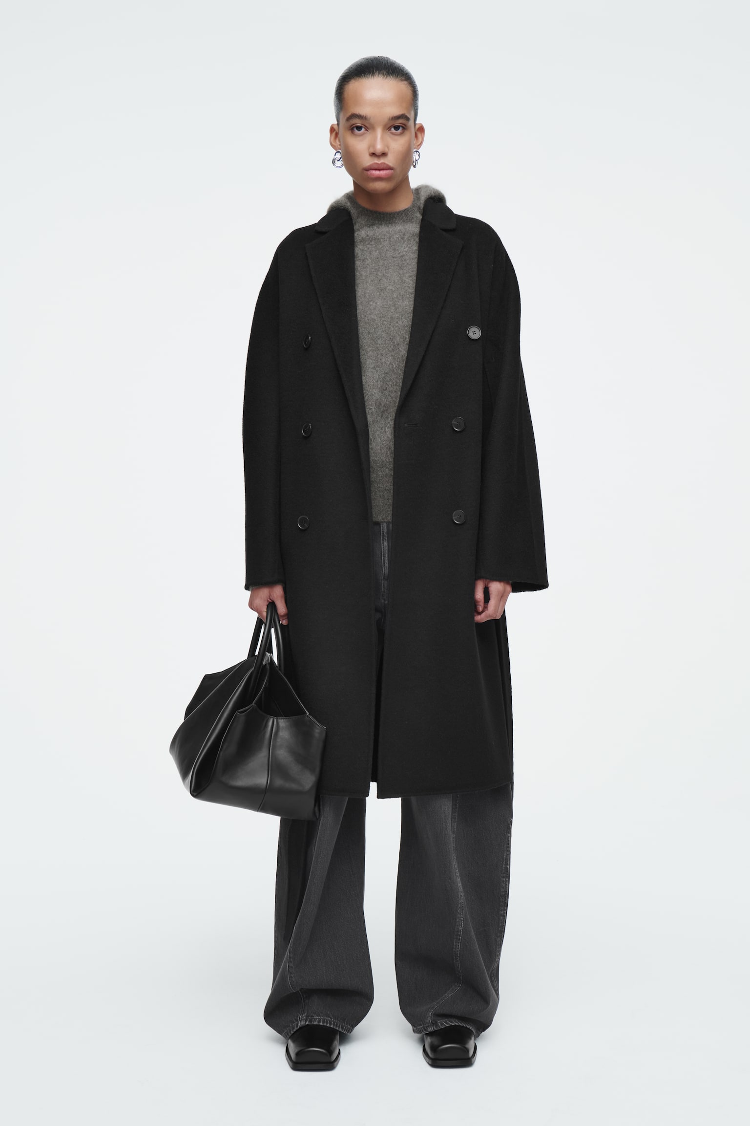 OVERSIZED DOUBLE-BREASTED WOOL COAT - BLACK - 1