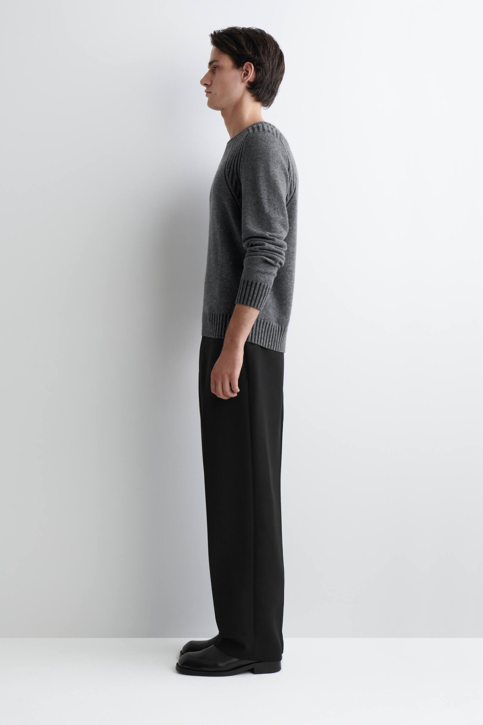 MERINO-CASHMERE CREW-NECK JUMPER - СИВО - 8