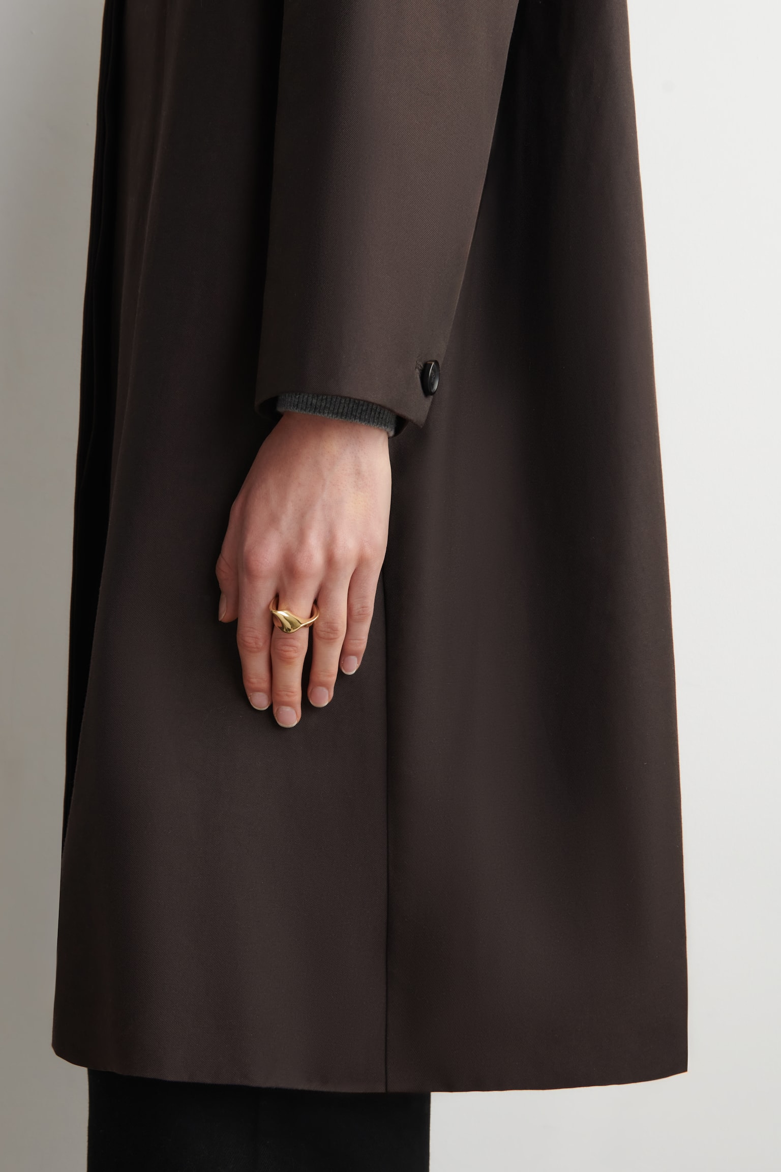 PRSTEN S KROUCENOU STUŽKOU - ZLATÁ/STŘÍBRNÁ - 1