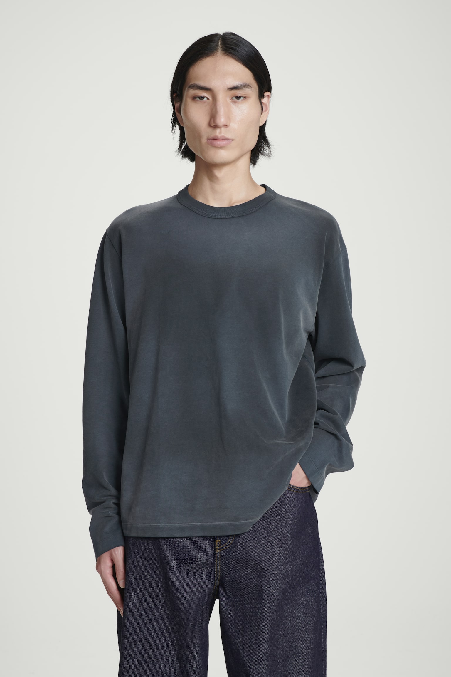 RELAXED HEAVYWEIGHT LONG-SLEEVED T-SHIRT - STEEL BLUE/KHAKI