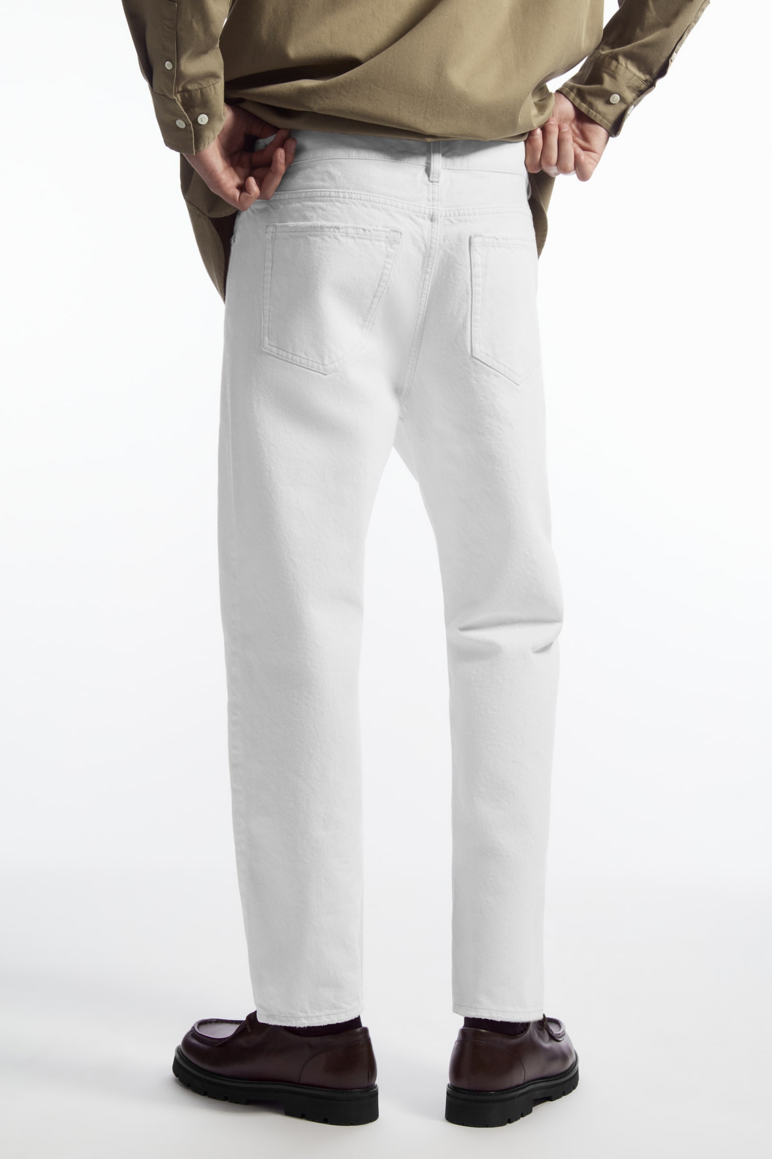 SKIM CROPPED STRAIGHT-LEG JEANS - WHITE - 6