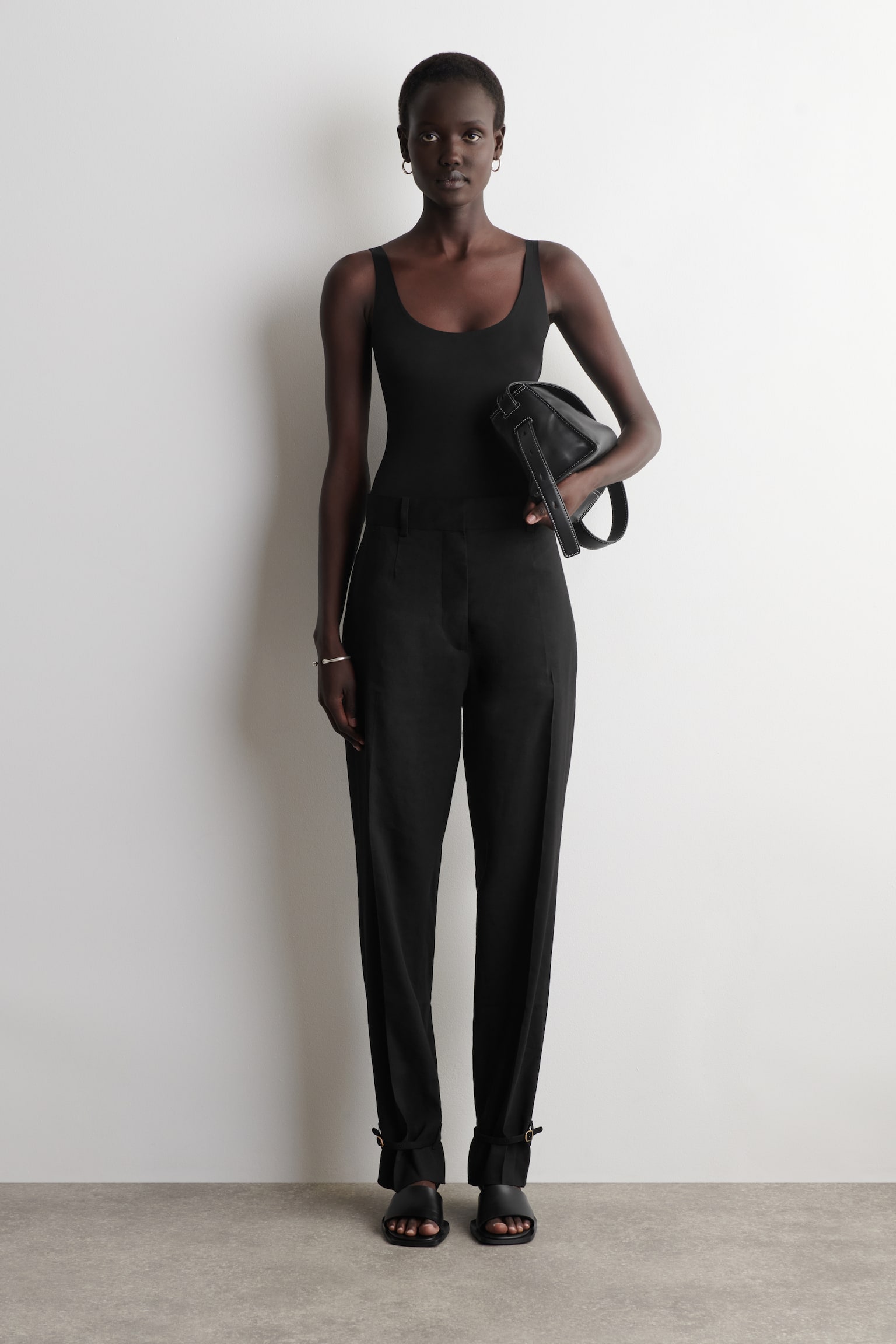 BODY AUS INTERLOCK-JERSEY - SCHWARZ - 9