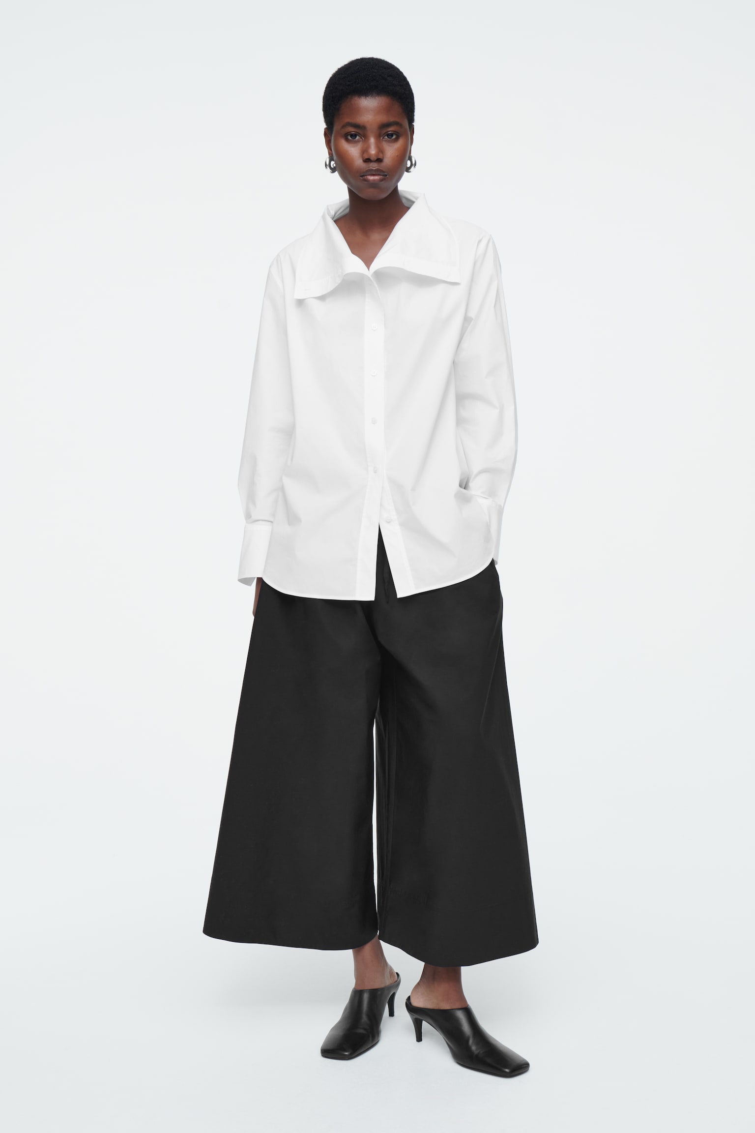 VOLUMINOUS CULOTTES - BLACK/LIGHT BEIGE/NAVY - 1