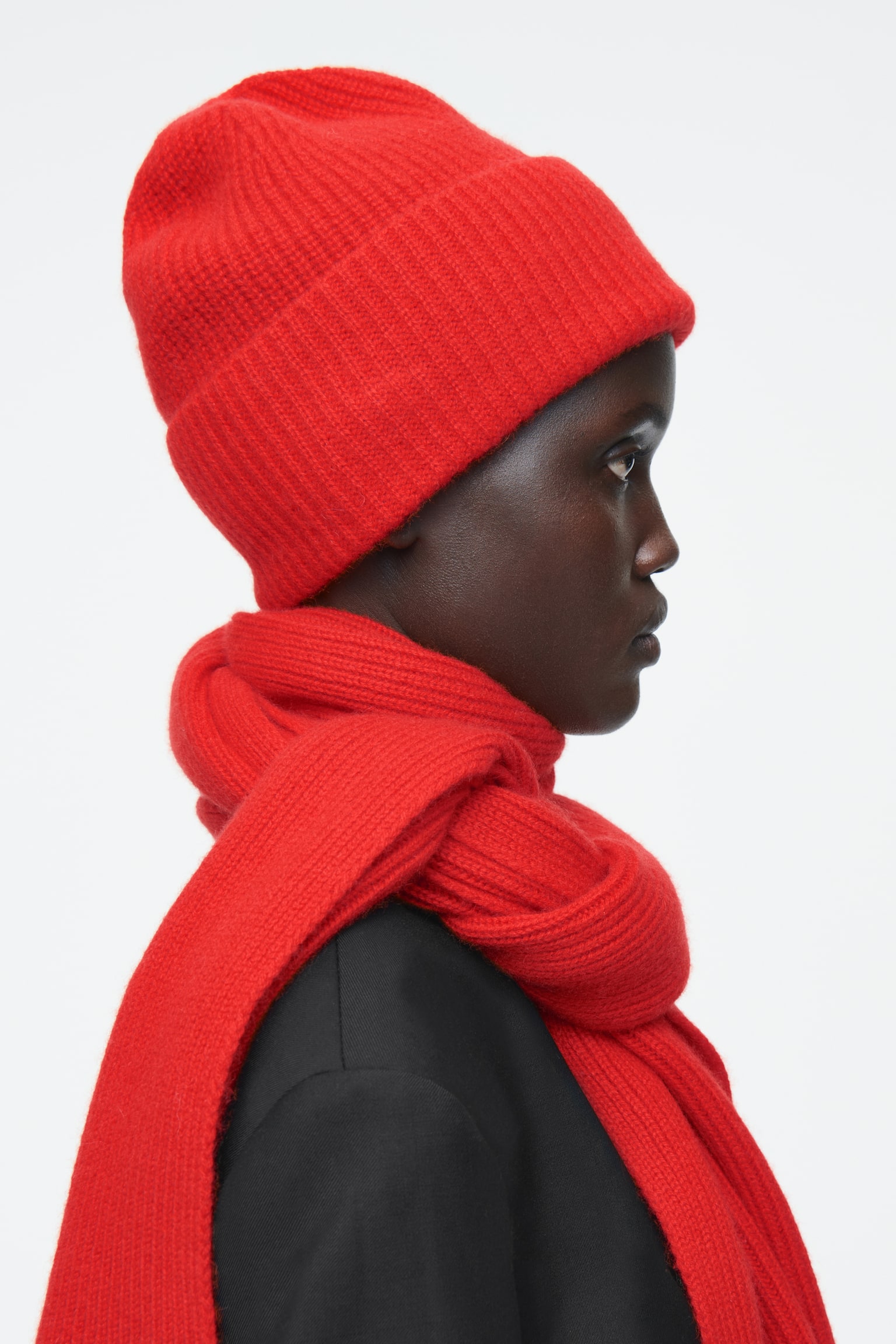 RIBBED WOOL AND CASHMERE BEANIE - BRIGHT RED/BEIGE/NAVY - 4