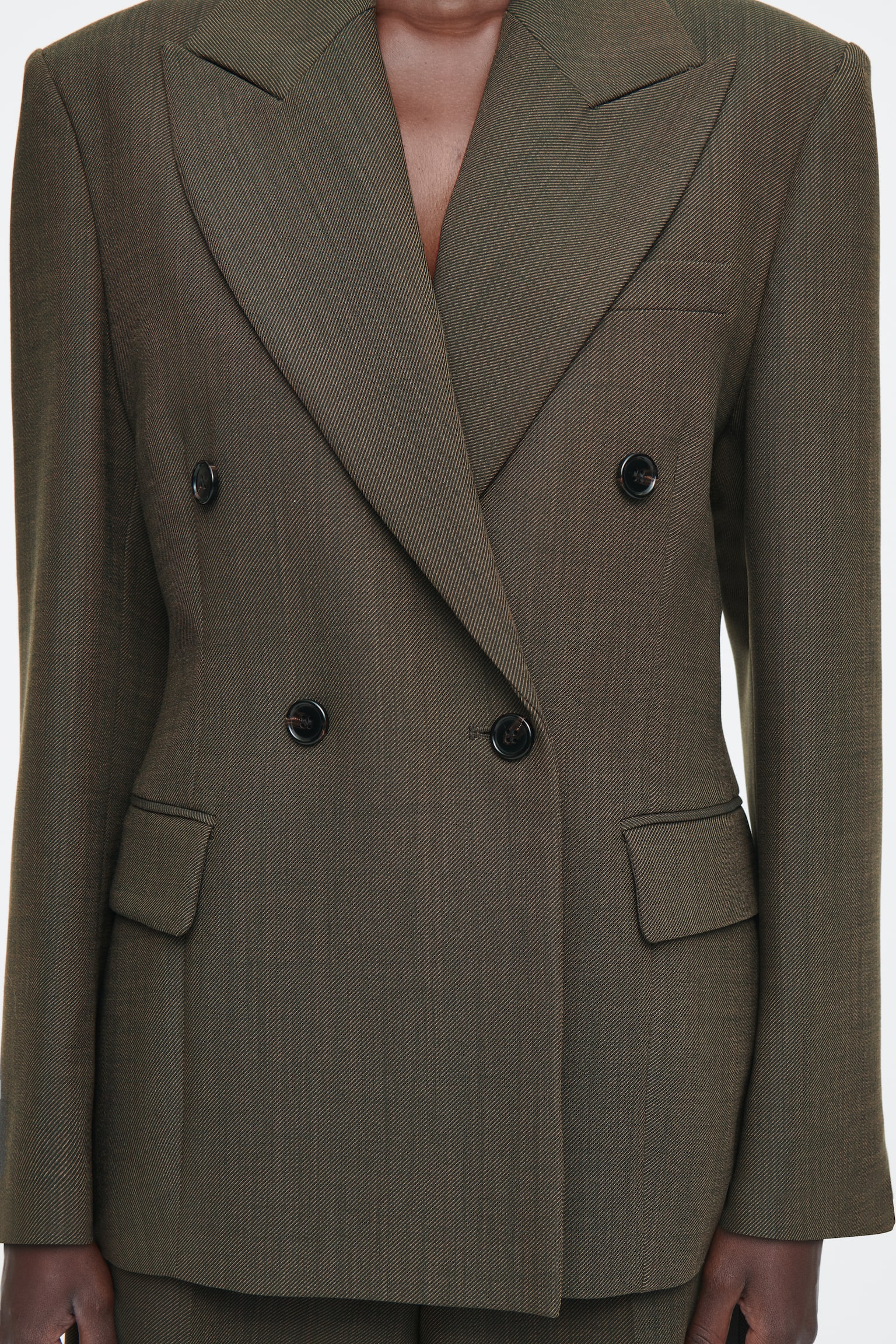 SLIM WAISTED DOUBLE-BREASTED WOOL BLAZER - DARK KHAKI - 9