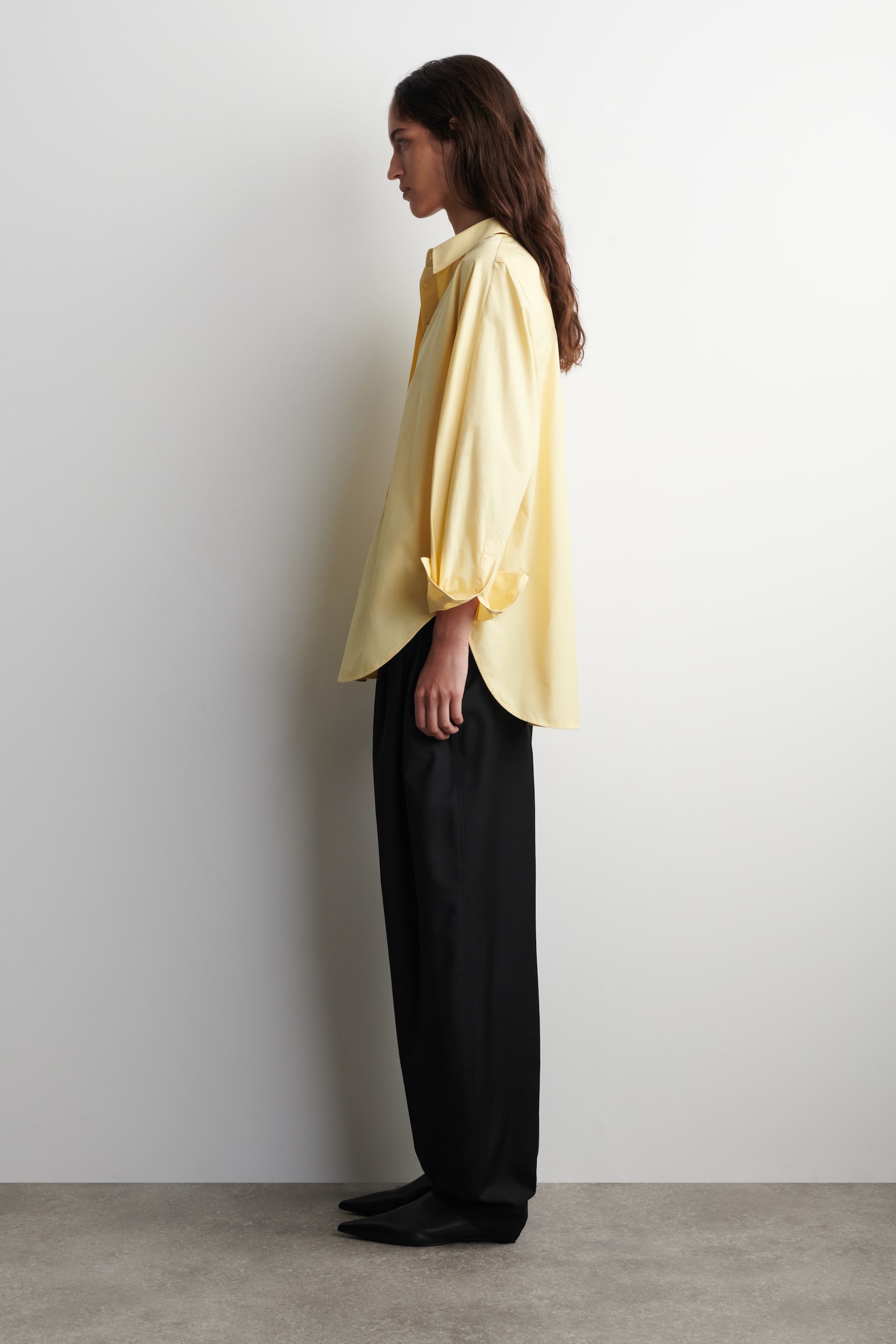 Avslappet bomullsskjorte - Gul/HVIT - 5