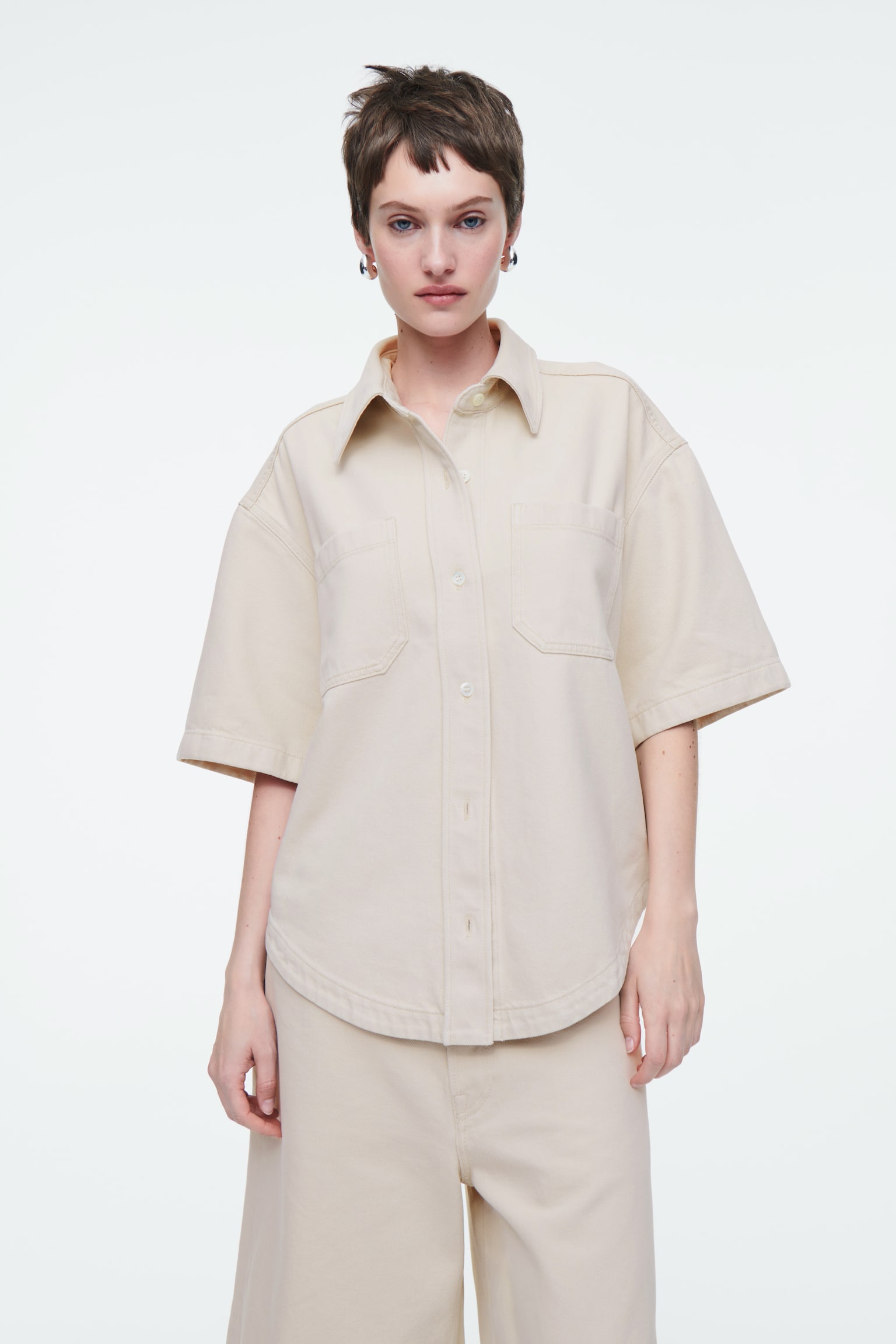 RELAXED SHORT-SLEEVED DENIM SHIRT - BEIGE/BLUE - 1