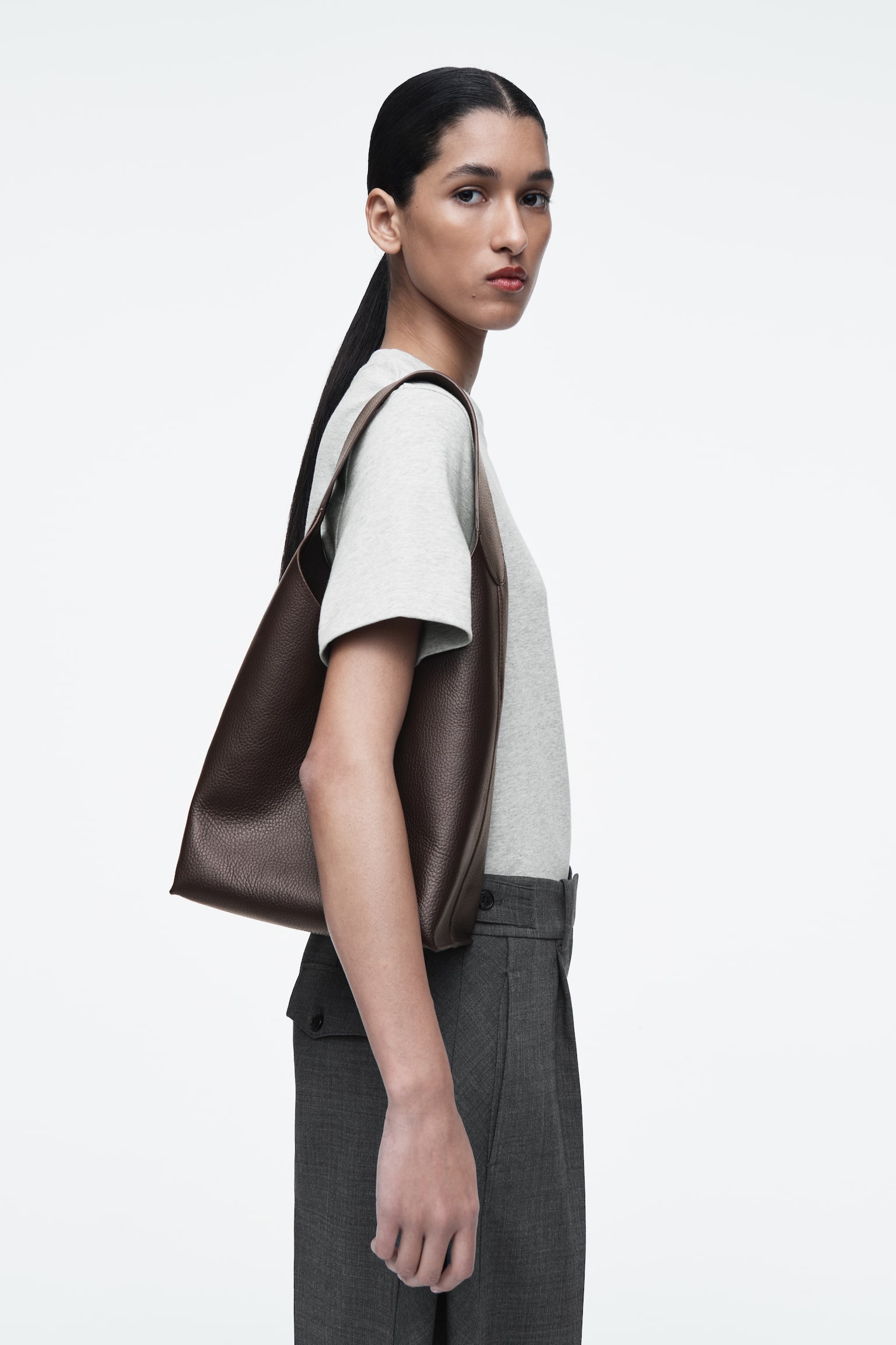 SERIF MINI TOTE - LEATHER - DARK BROWN