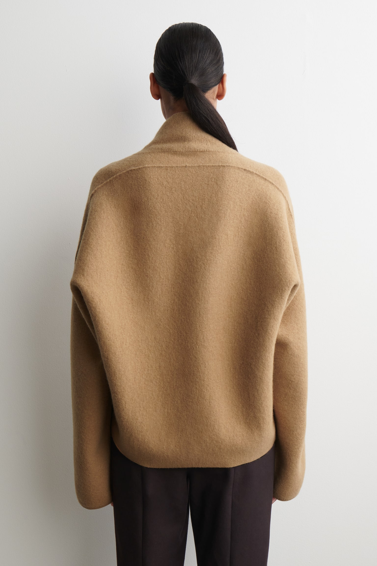 Genser i tovet ull med høy hals - BEIGE - 6