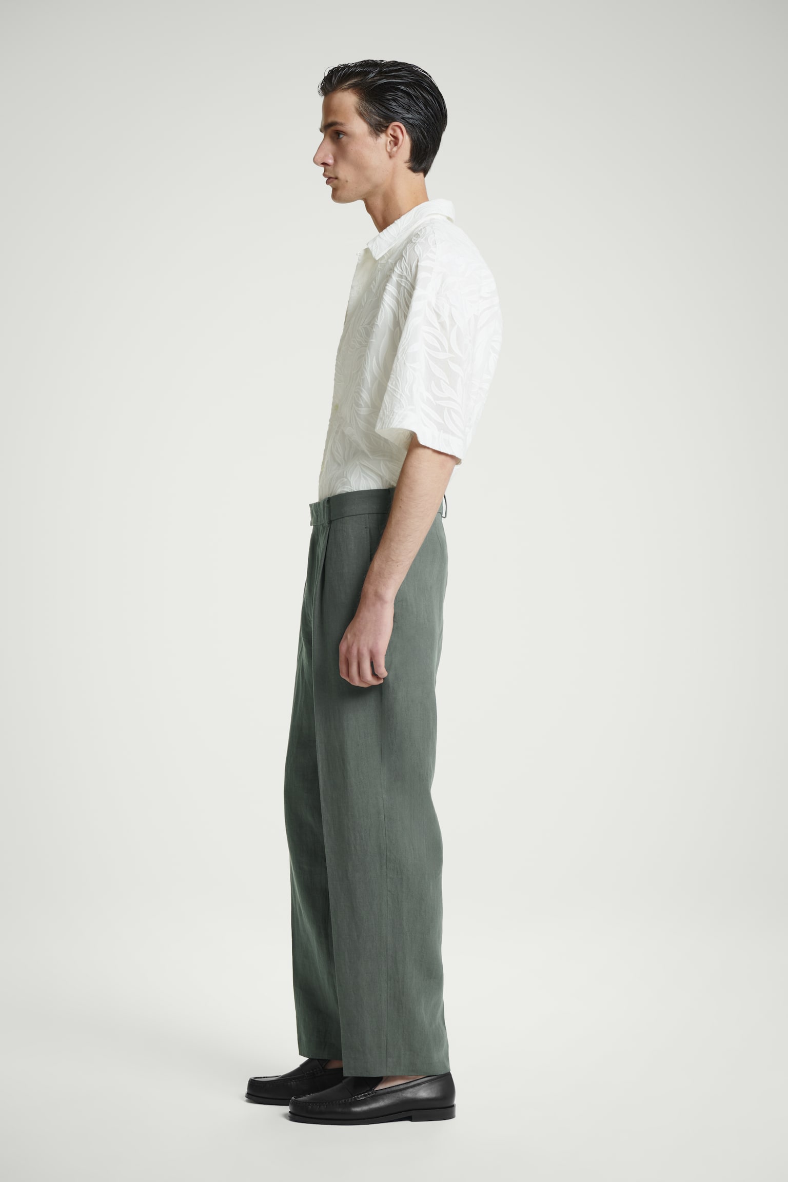 RELAXED PLEATED LINEN STRAIGHT-LEG TROUSERS - GREEN/BLACK/LIGHT BEIGE - 7