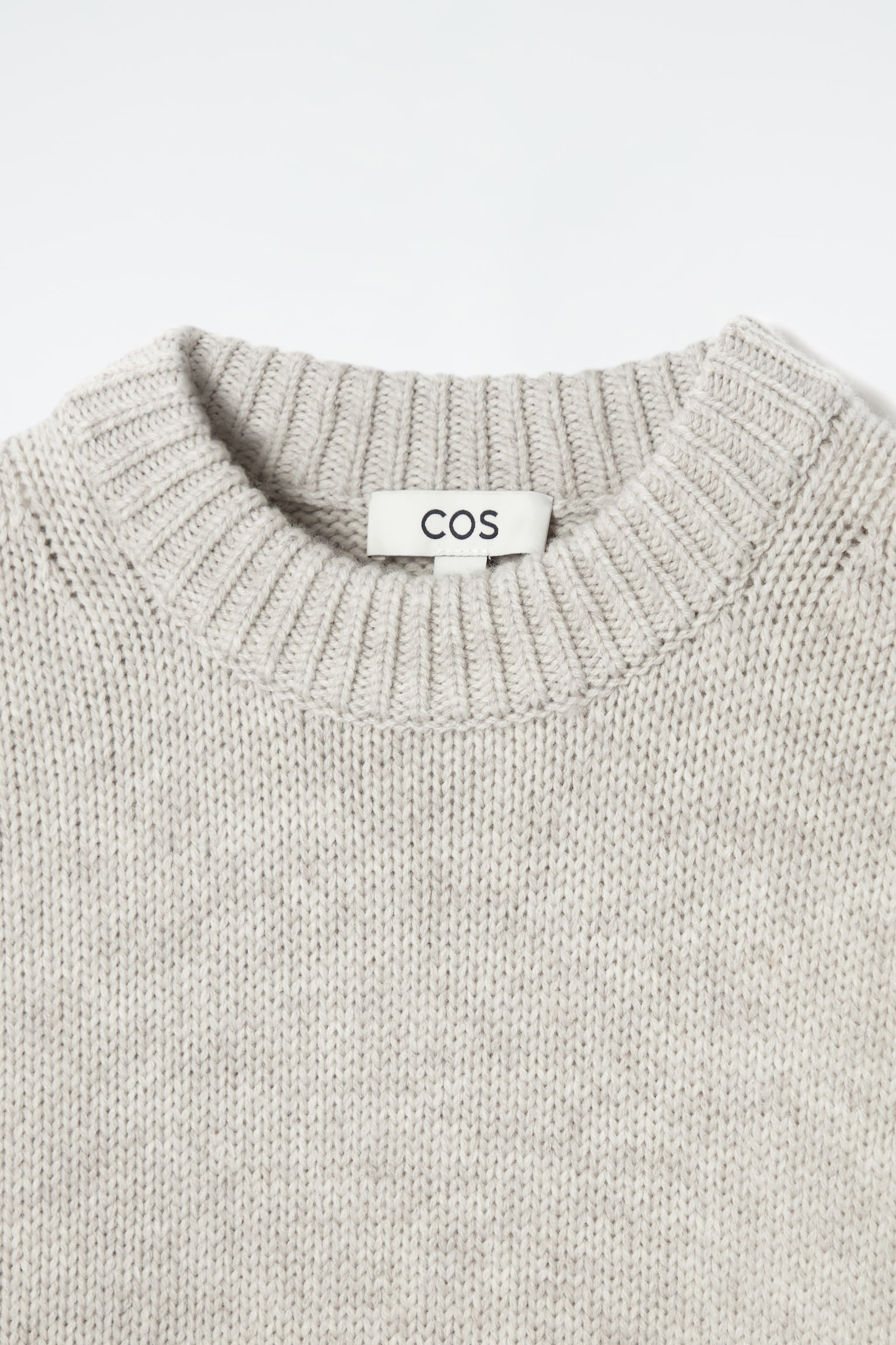 CHUNKY WOOL CREW-NECK JUMPER - LIGHT BEIGE/COBALT BLUE - 5