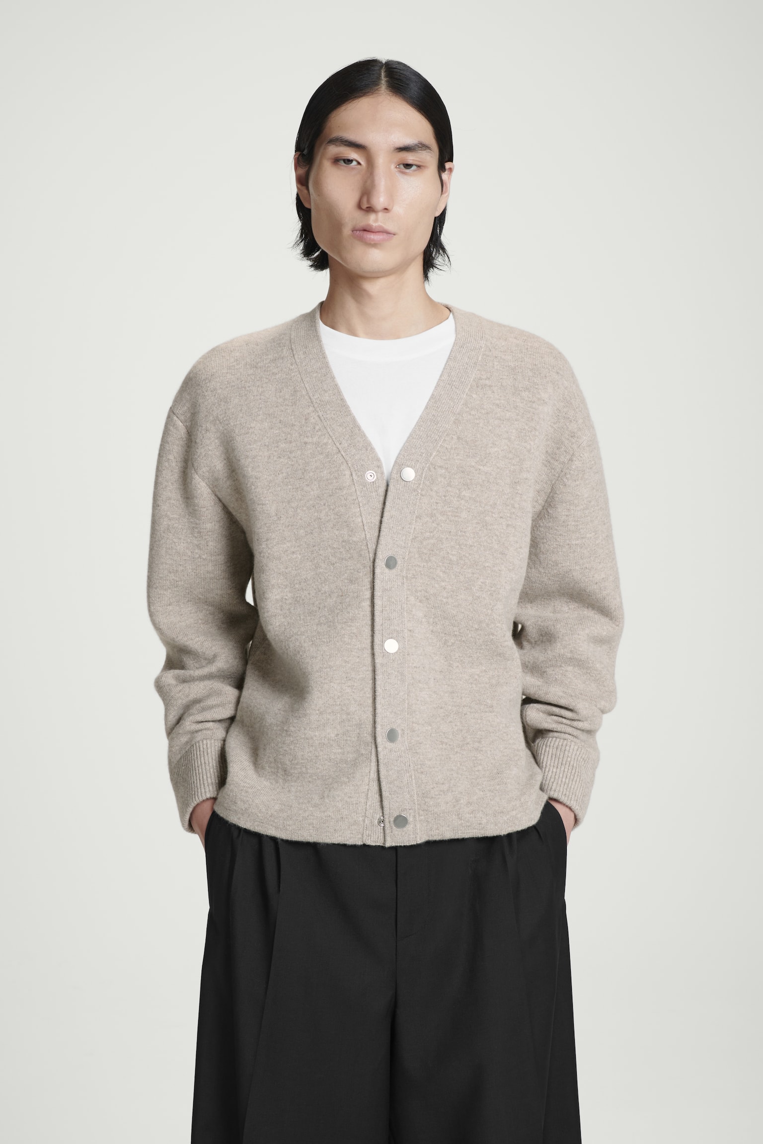 DOUBLE-FACED WOOL V-NECK CARDIGAN - MOLE/NAVY - 2