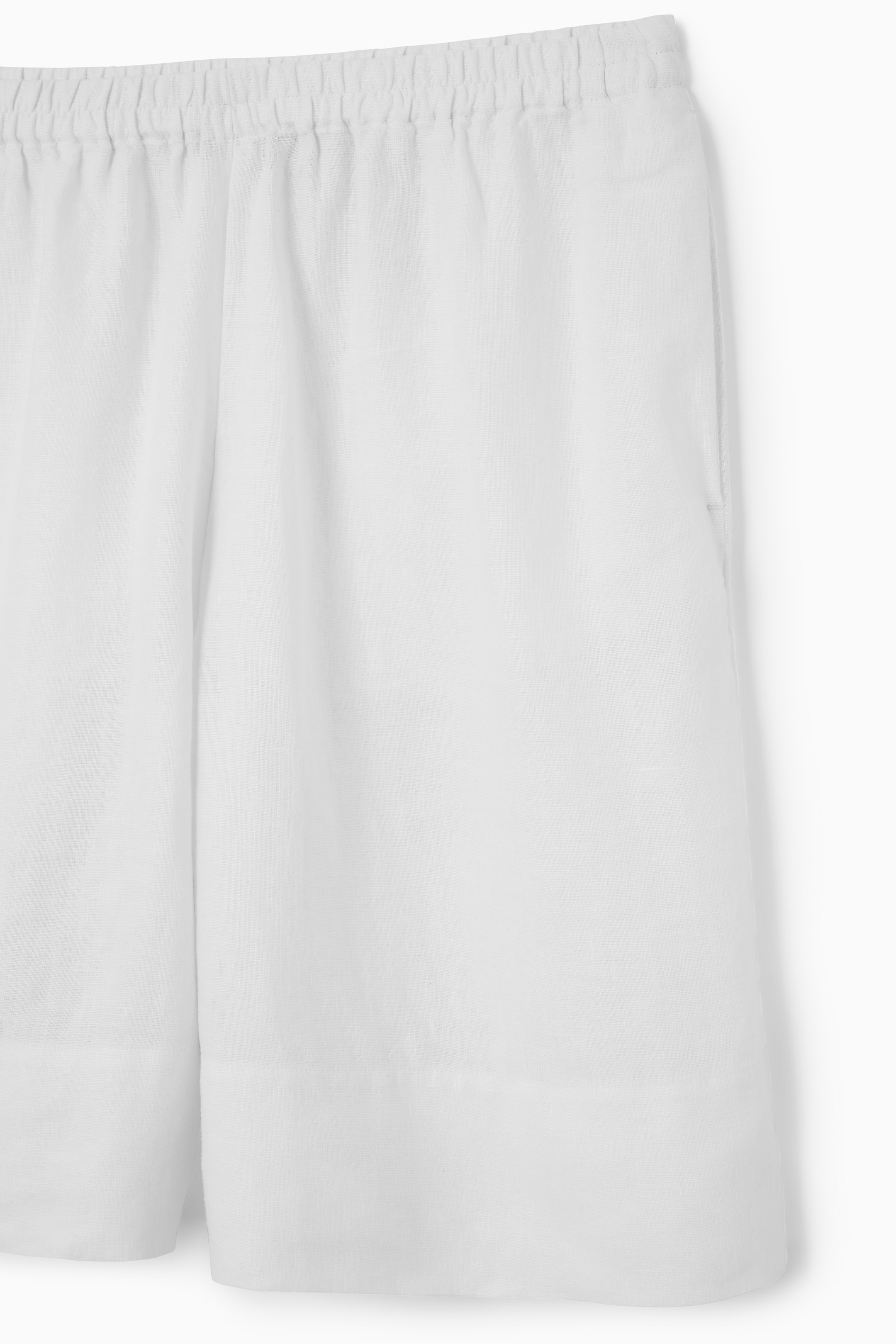 ELASTICATED LINEN SHORTS - WHITE - Ladies | H&M GB