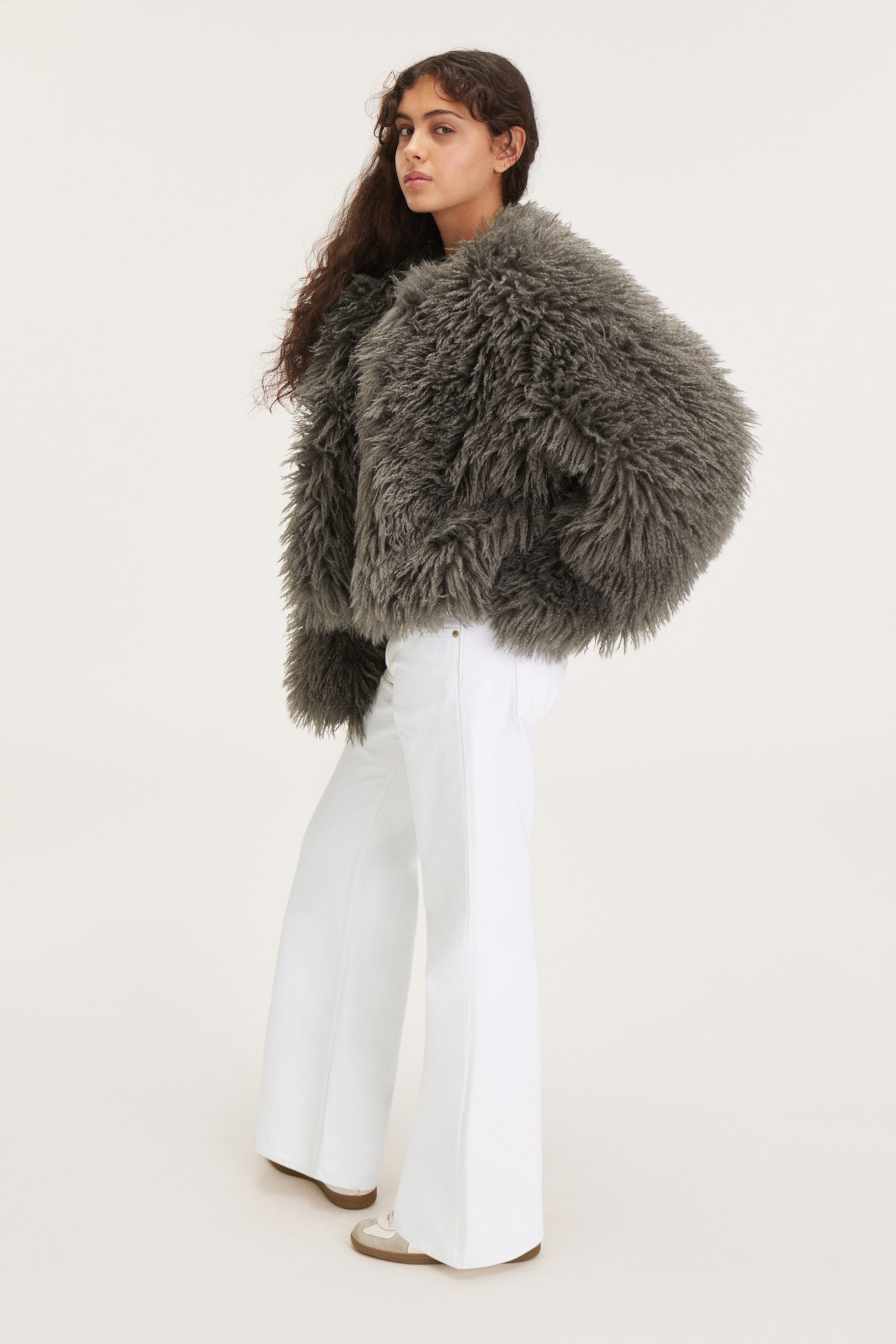 Short Faux Fur Jacket - Dark Grey/Off-white - 3