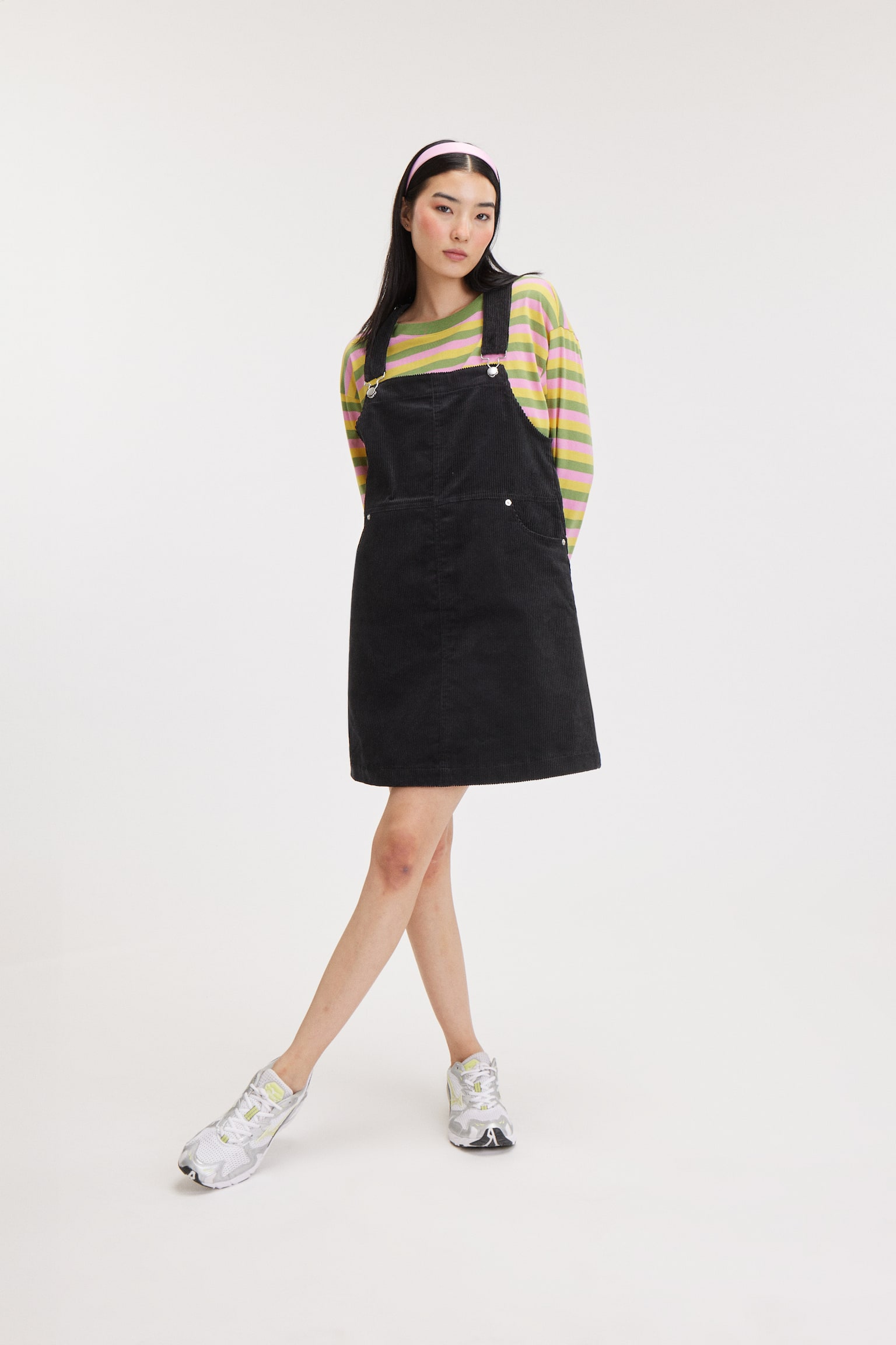 Knee length corduroy dungaree dress - Black - 3