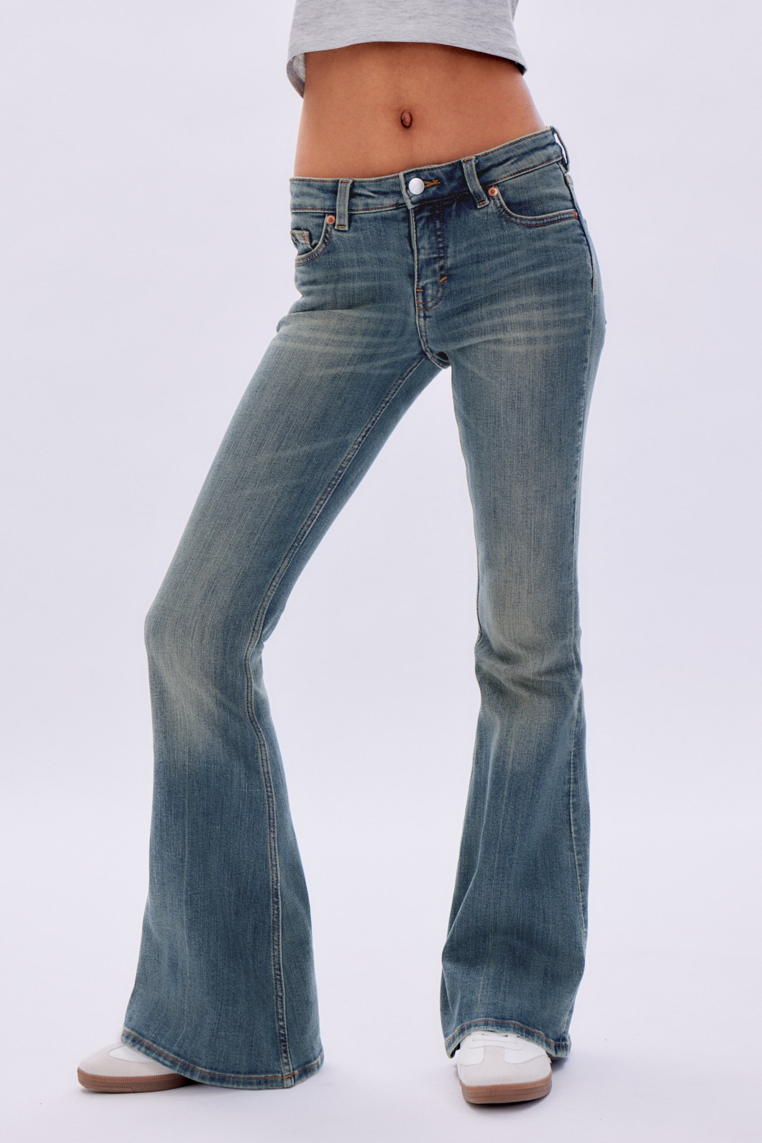 Katsumi Low Waist Flared Jeans - Nikki Blue/Concrete Grey/Space Blue/Ocean Blue/Washed Black - 3