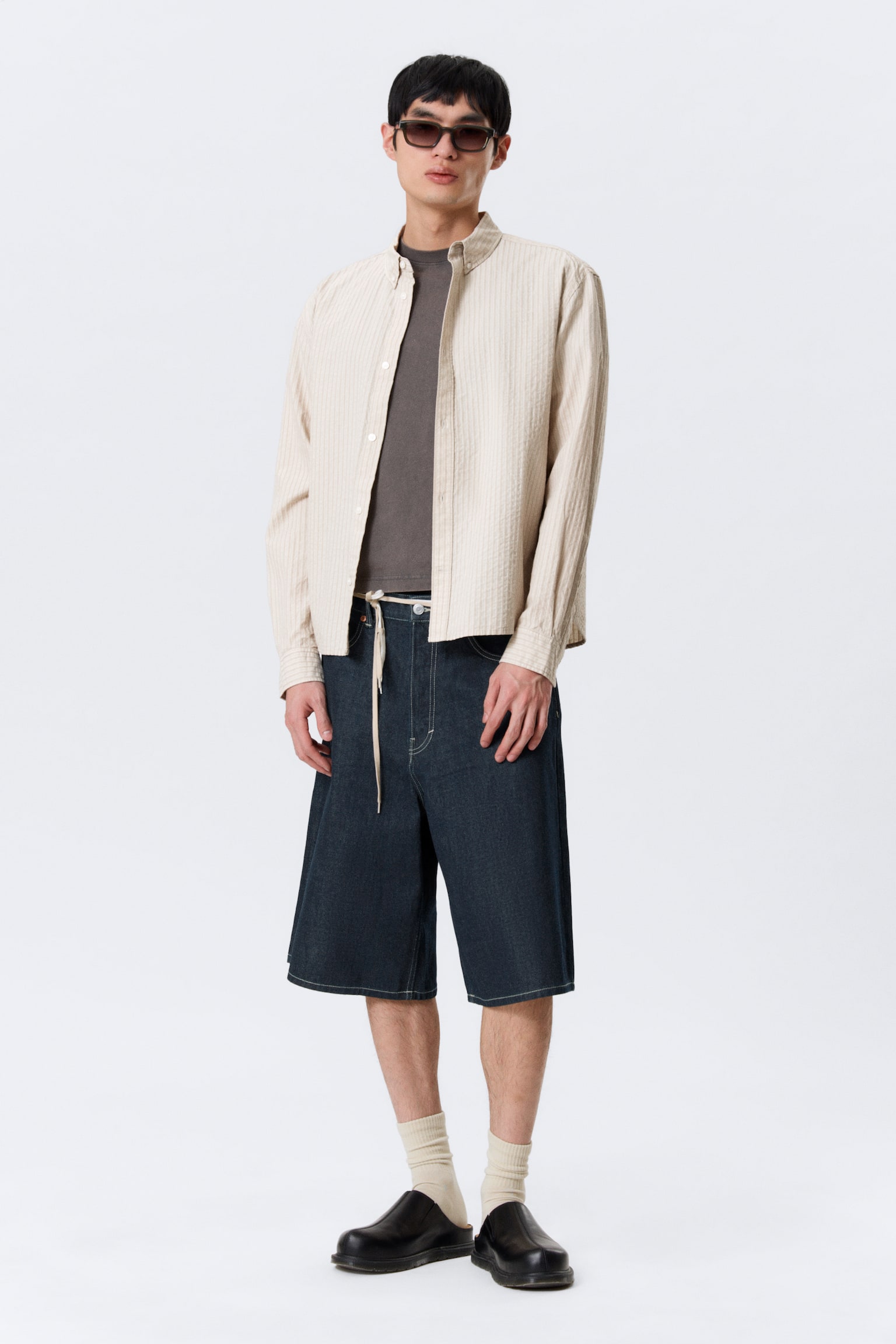 Afslappet stribet skjorte - Stribet beige/Stribet brun - 2
