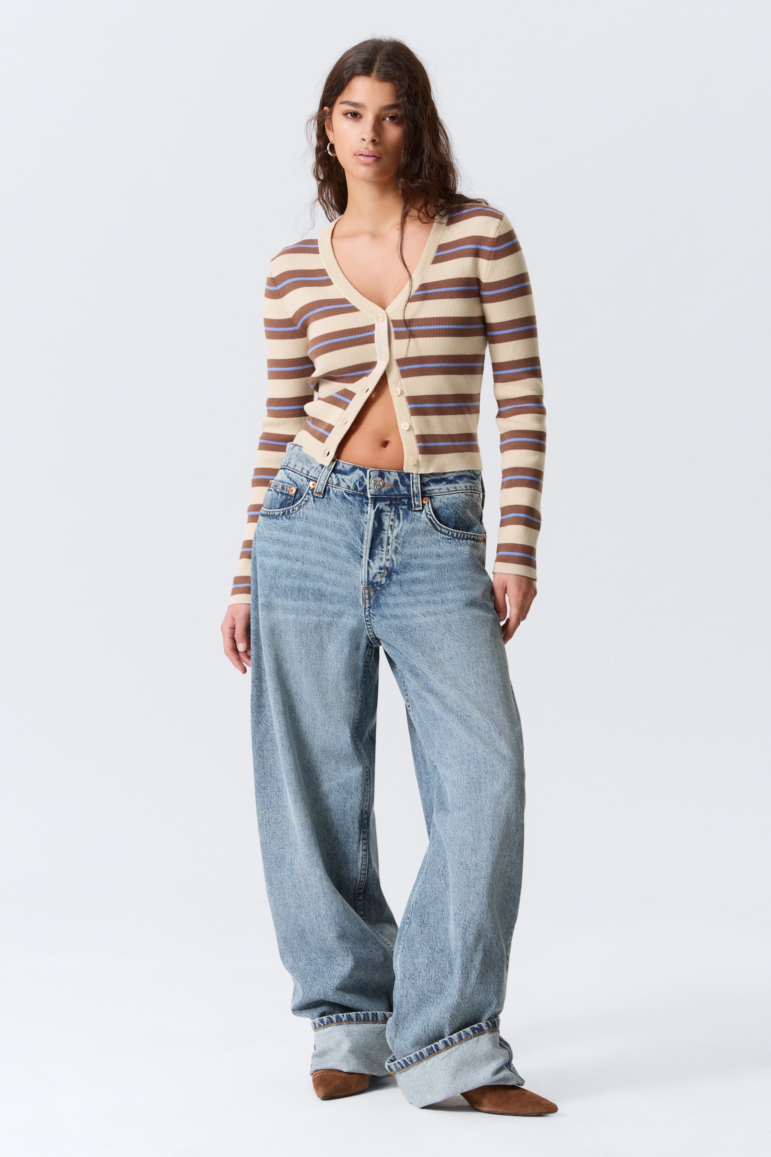 Kort stickad v-ringad cardigan - Randig Brun/Gråmelerad - 5