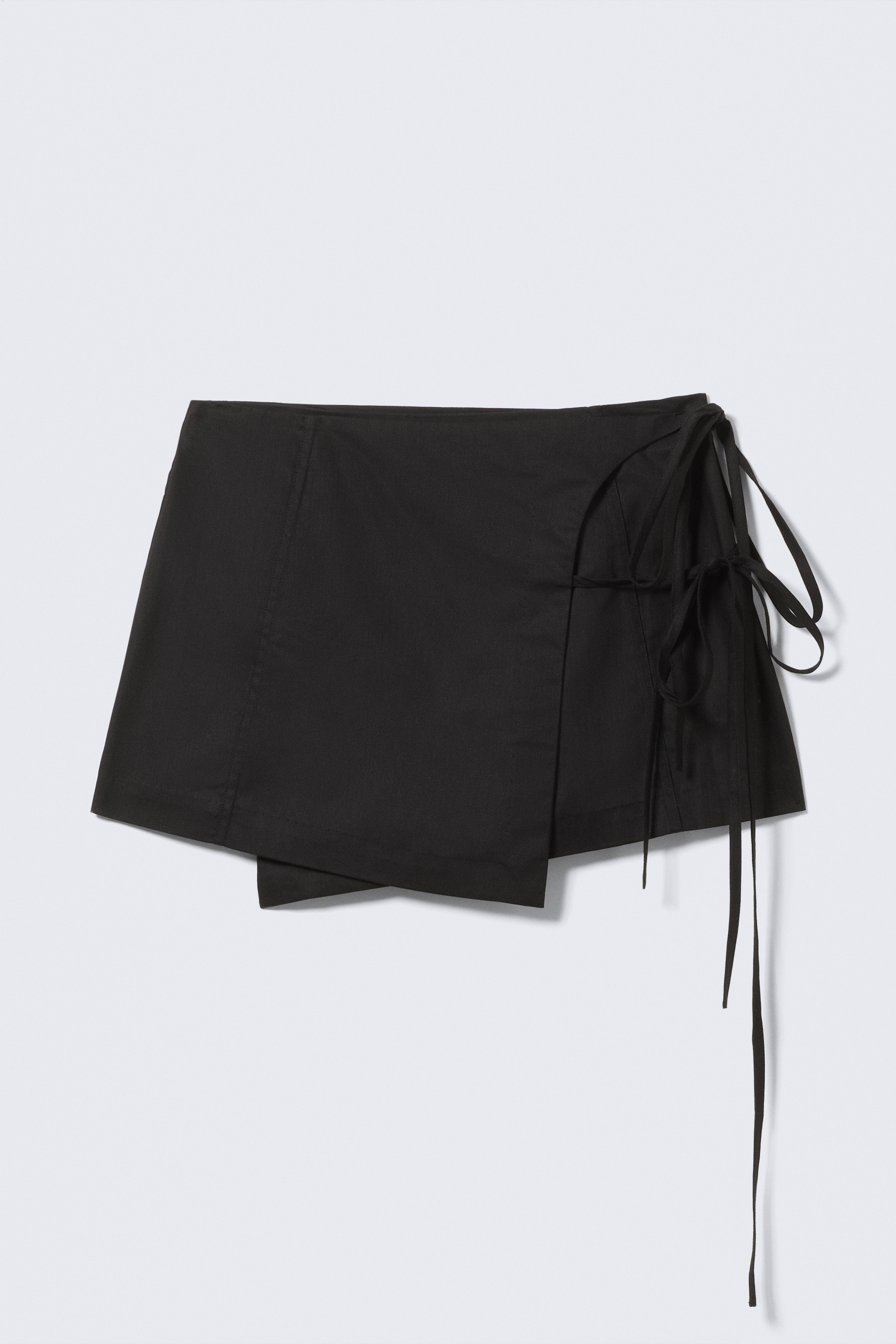 Strappy mini-wrapnederdel - Sort/Meleret mørkegrå