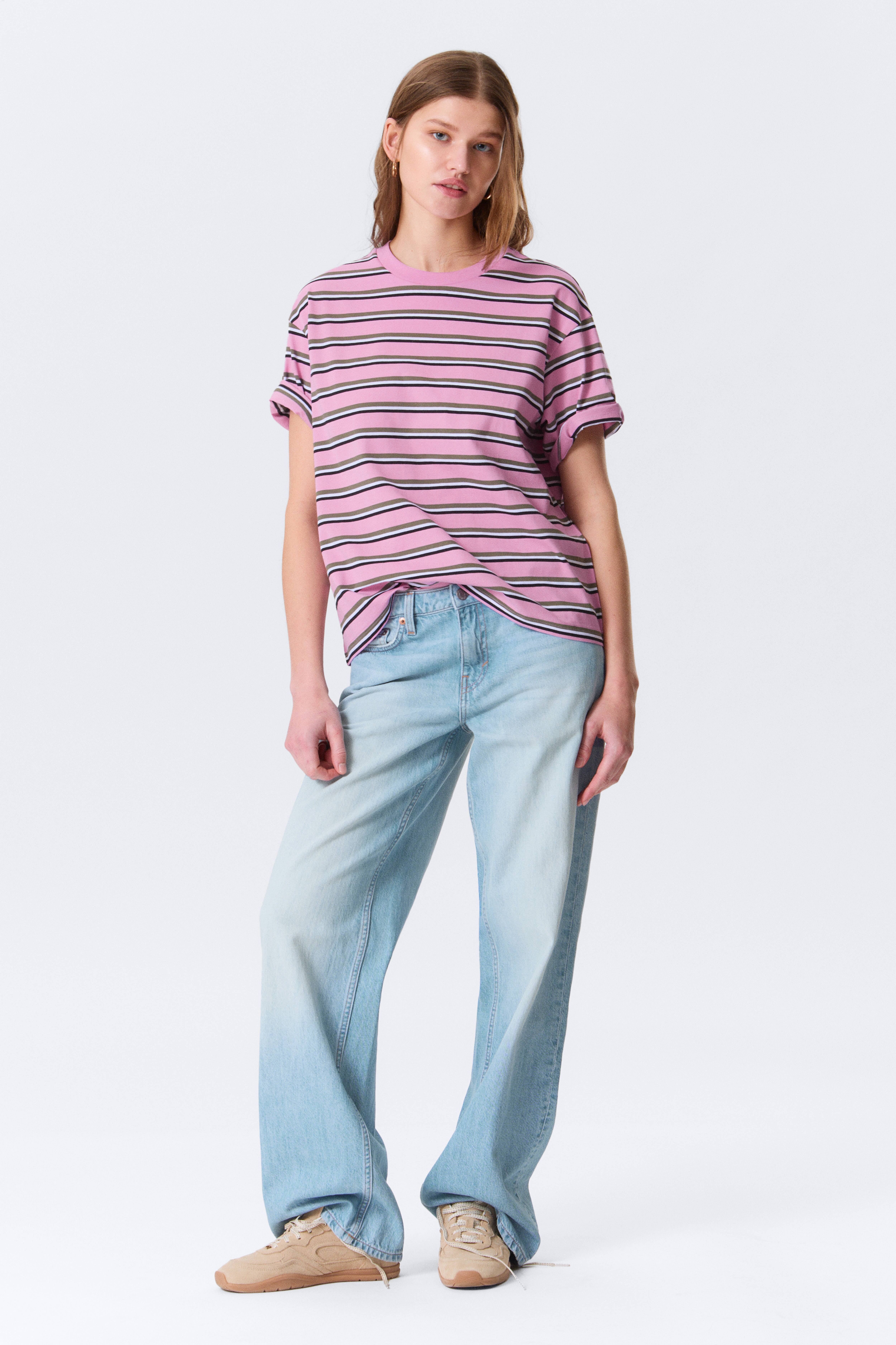 Boxy bomulds-T-shirt - Stribet pink/Sort & Hvide Striber