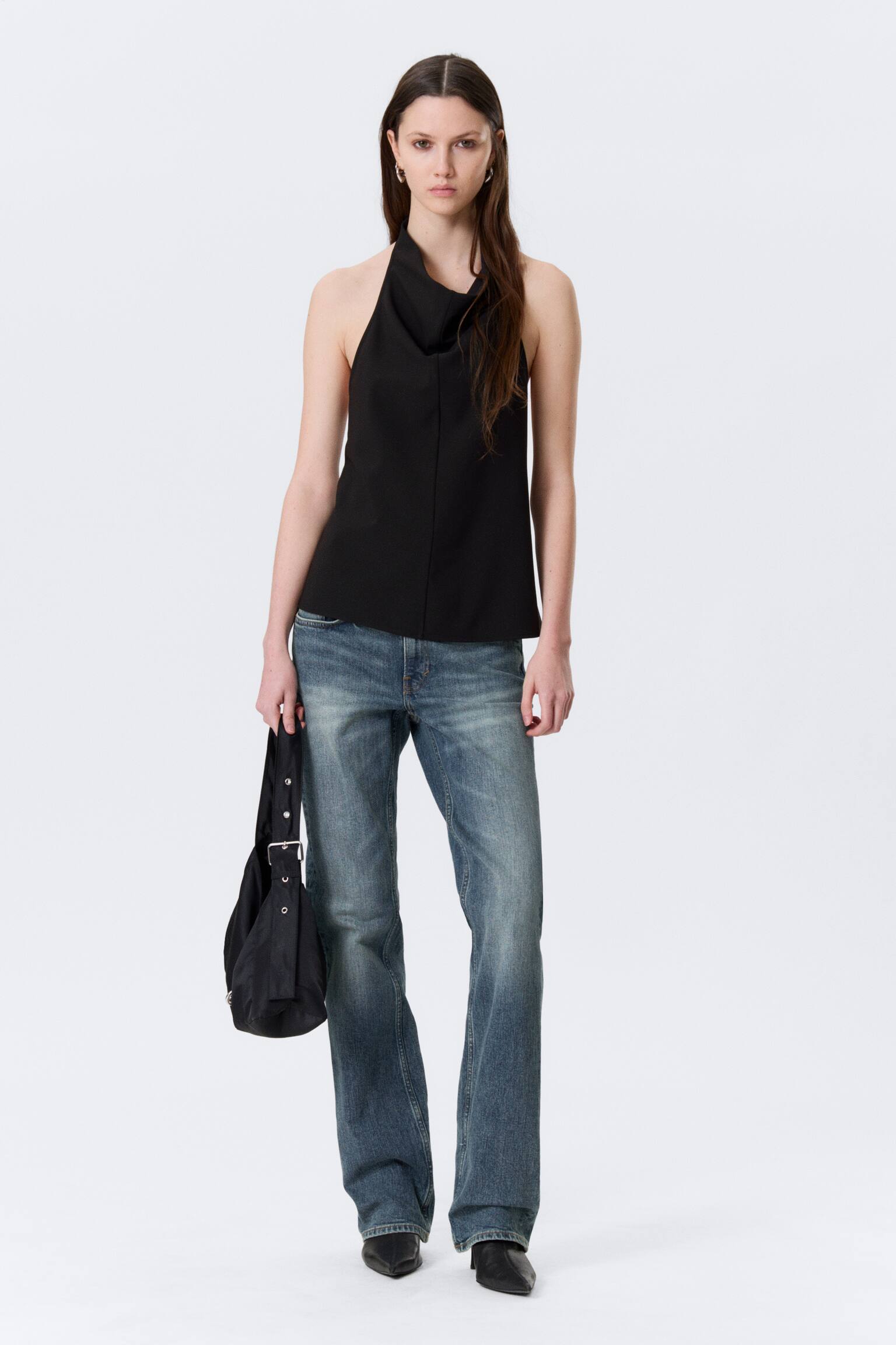 Gedrapeerde haltertop met col - Zwart - 5