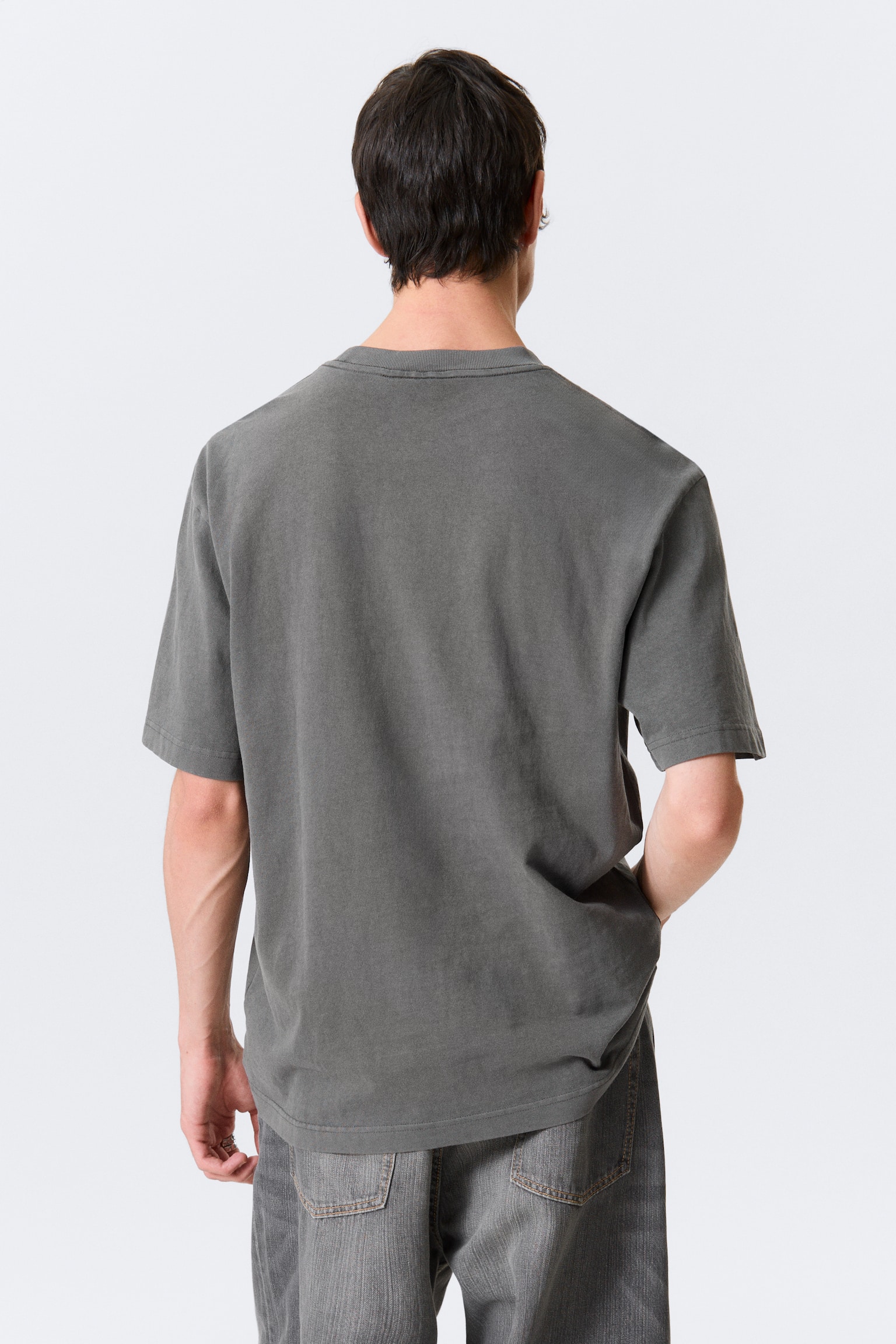 Entspanntes T-Shirt mit Grafikdruck - Gewaschenes Schwarz - SYSTEM/Weiß - "Reclaim your wisdom"/Schwarz - "Team Building"/Schwarz - Cosmic Eagle/Schwarz - Dragon Gate/Schwarz - "Thunder Tour"/Dunkelbraun - "Drea8m" - 5