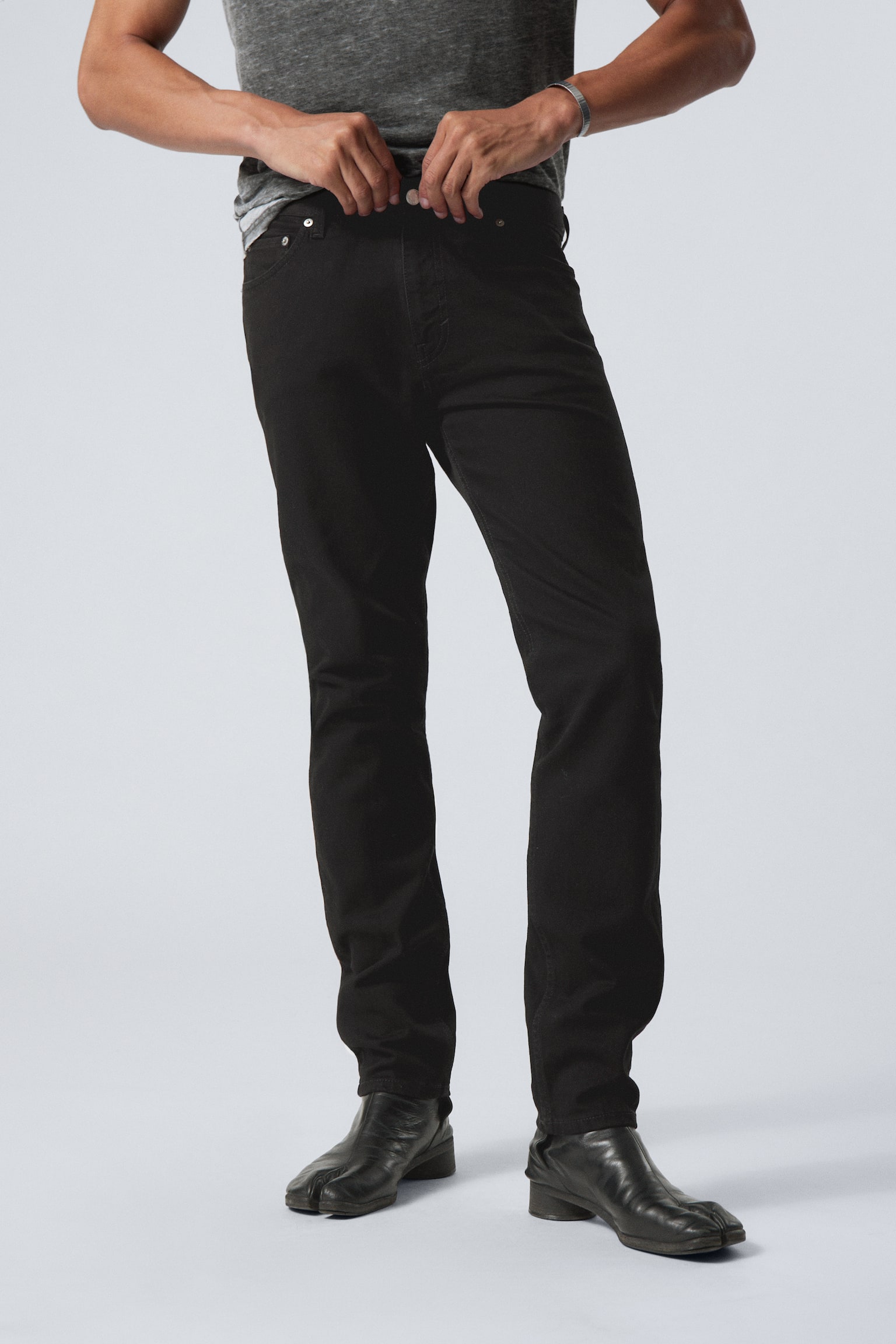 Sunday Slim Tapered Leg Jeans - Almost Black - Black/90s Blue - Medium Blue/Cerulean Blue - Light Blue - 3