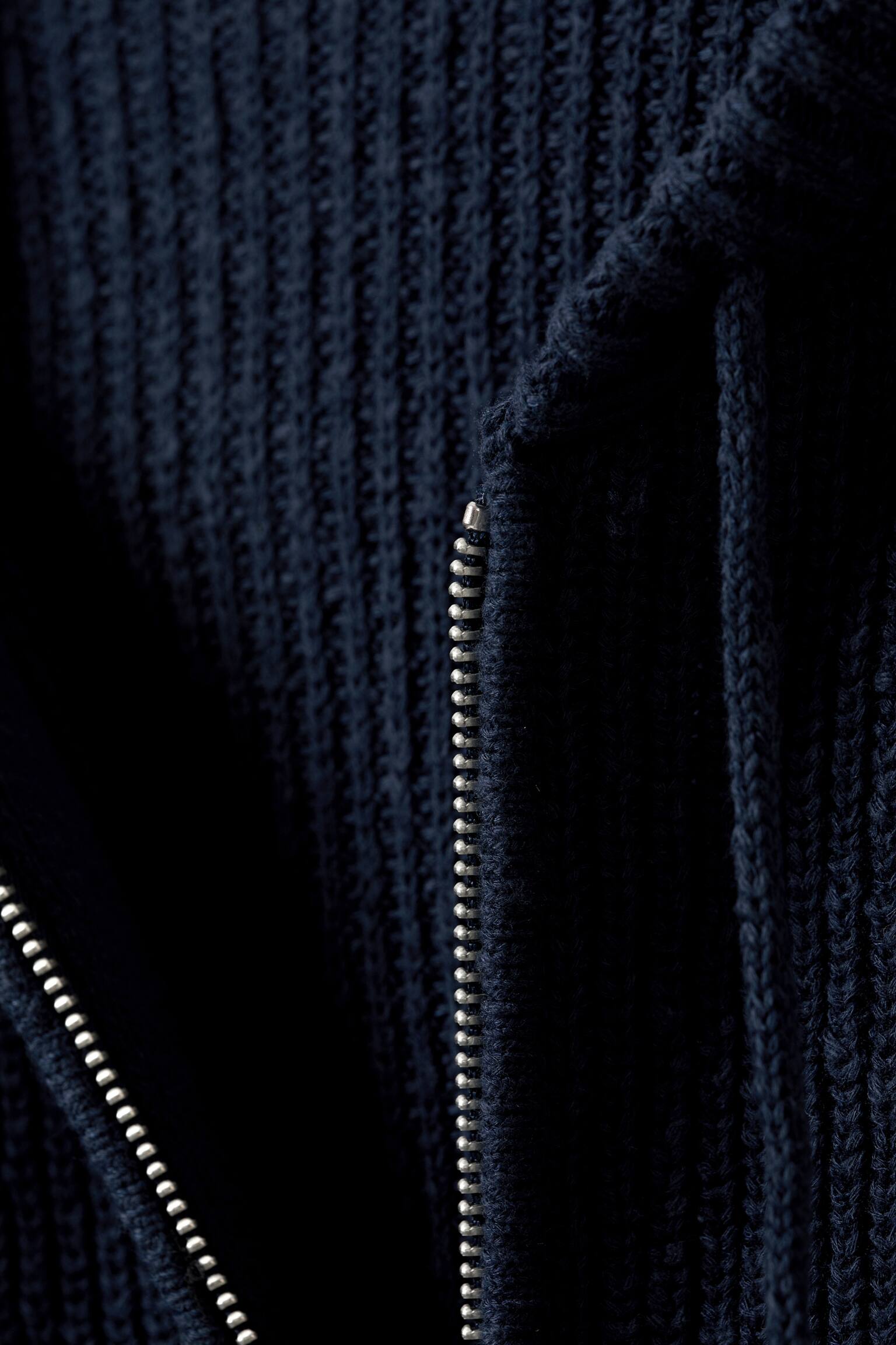 Pletená mikina na zip ve slim fit střihu - Tmavě námořnická modrá/Černobílé pruhy - 5