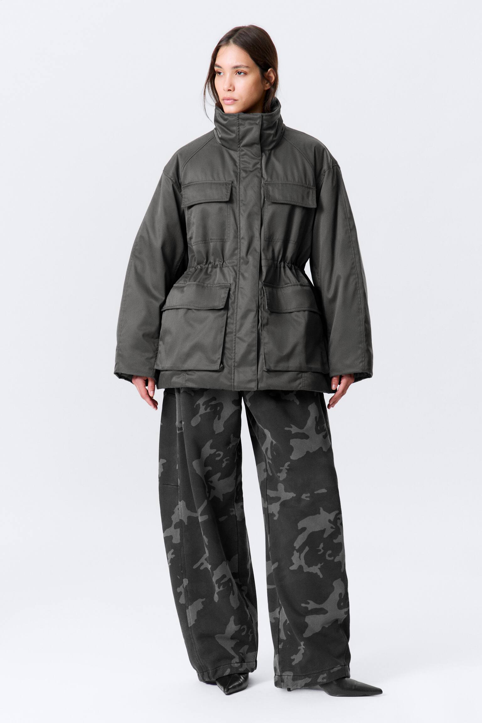 Oversized Utility-Jacke mit Wattierung - Dunkelgrau - 5