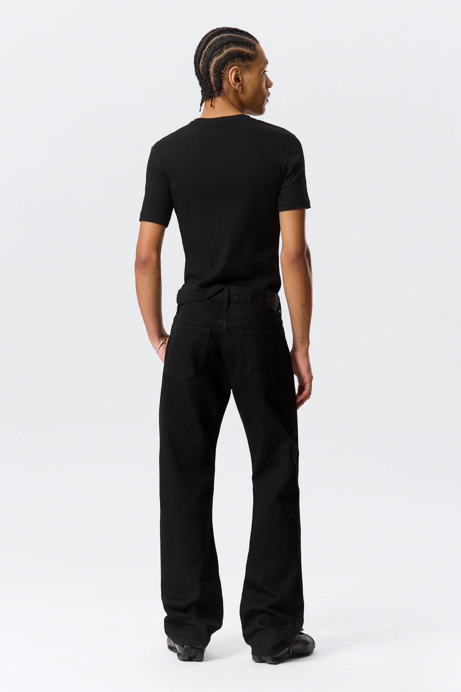 Meteor Low Waist Relaxed Straight Leg Jeans - Black Rinse - Svart/Kimberley Blue - Mellanblå/Board Blue - Mellanblå/Dusky Black - Svart - 4