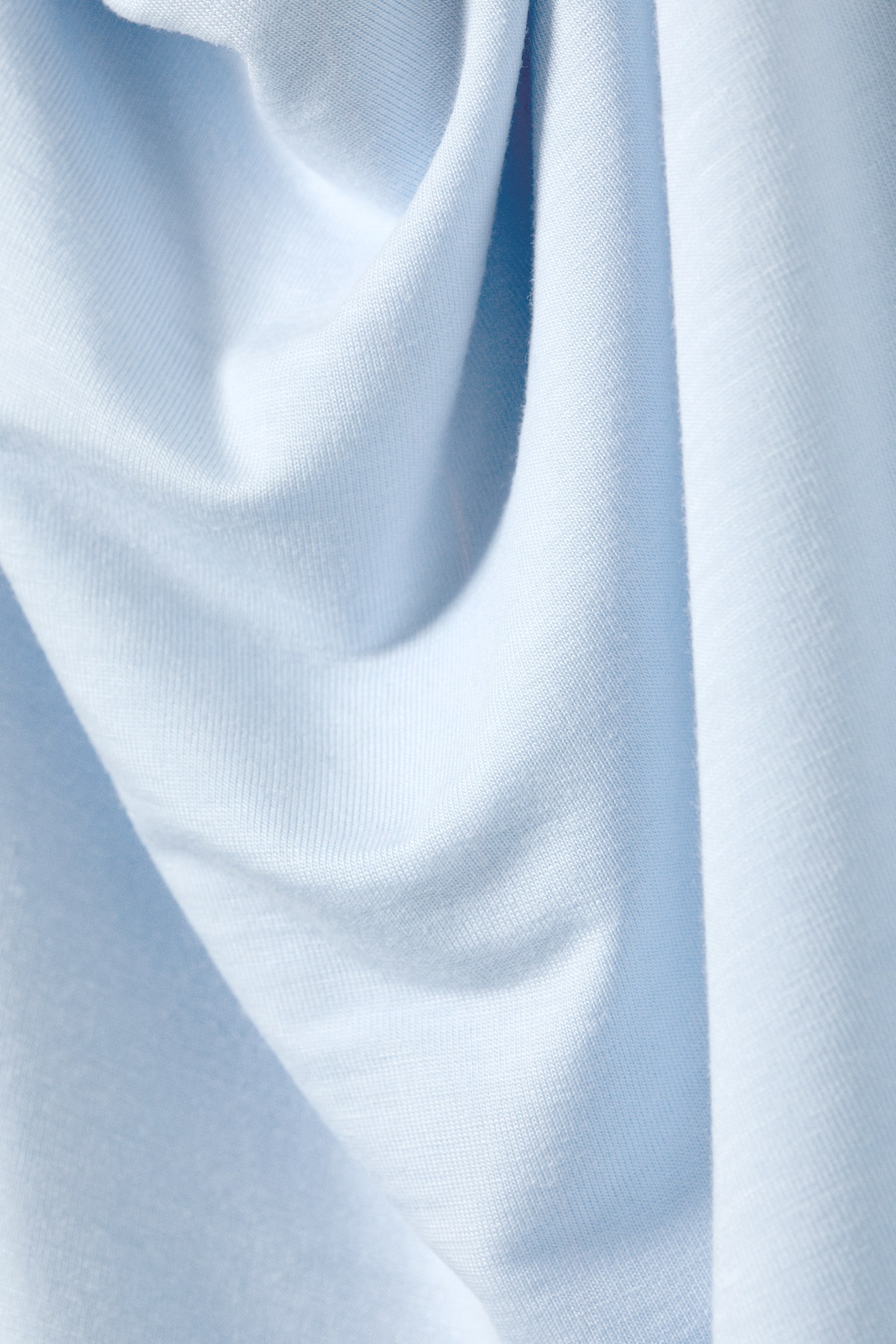 Drapiertes Neckholder-Top - Hellblau/Schwarz - 6