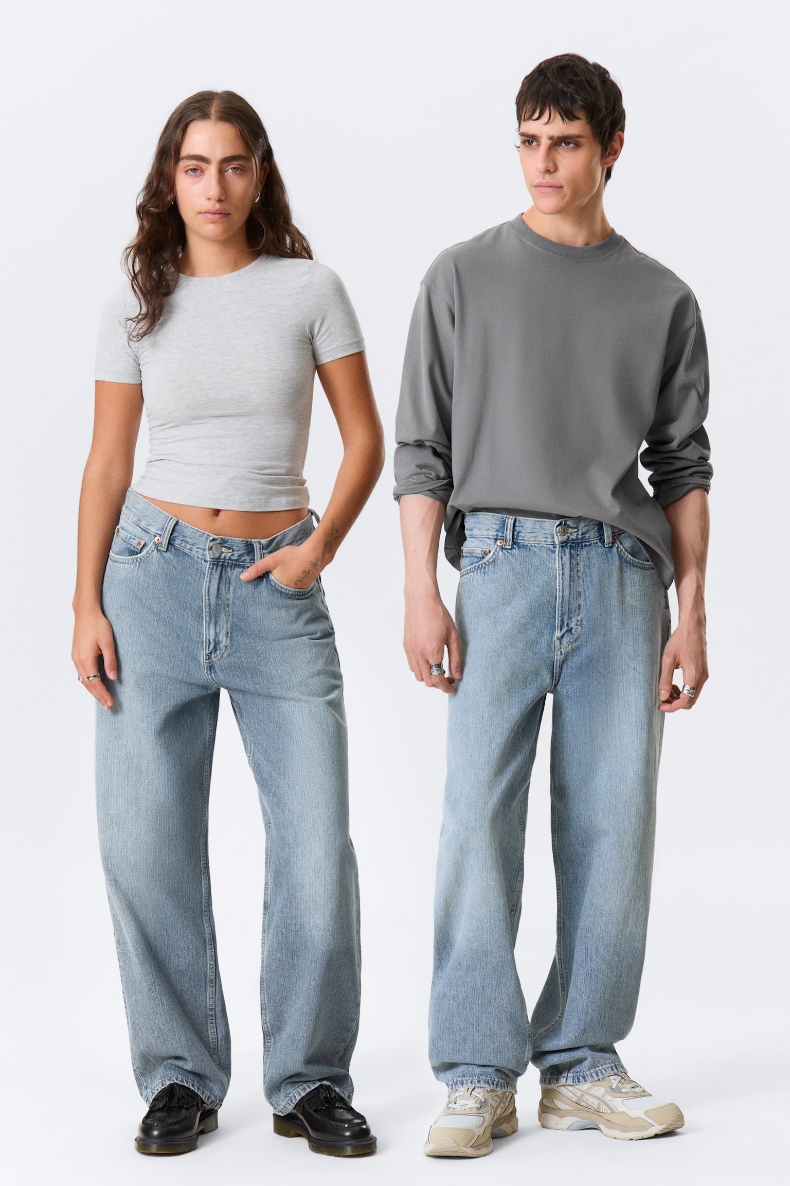 Jeans unisex Galaxy Mid Rise Loose Straight Leg - Blue Fade – Blu medio/Lavaggio blu – Blu scuro/Port Blue – Azzurro/Redondo Black - Nero/Tuned Black – Nero/Gloria Blue - Blu medio/2000 Blue – Blu medio/Second Blue - Blu/Deep Sea Blue - Blu scuro/90s Blue – Blu medio/Canyon Grey – Grigio medio - 1