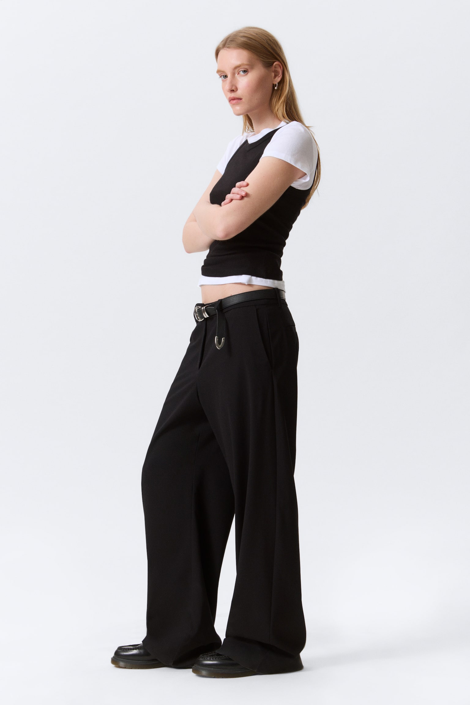 Low-Waisted Loose Fit Suit Trousers - Black/Тъмно сиво с фини райета/Тъмно сиво меланж - 6